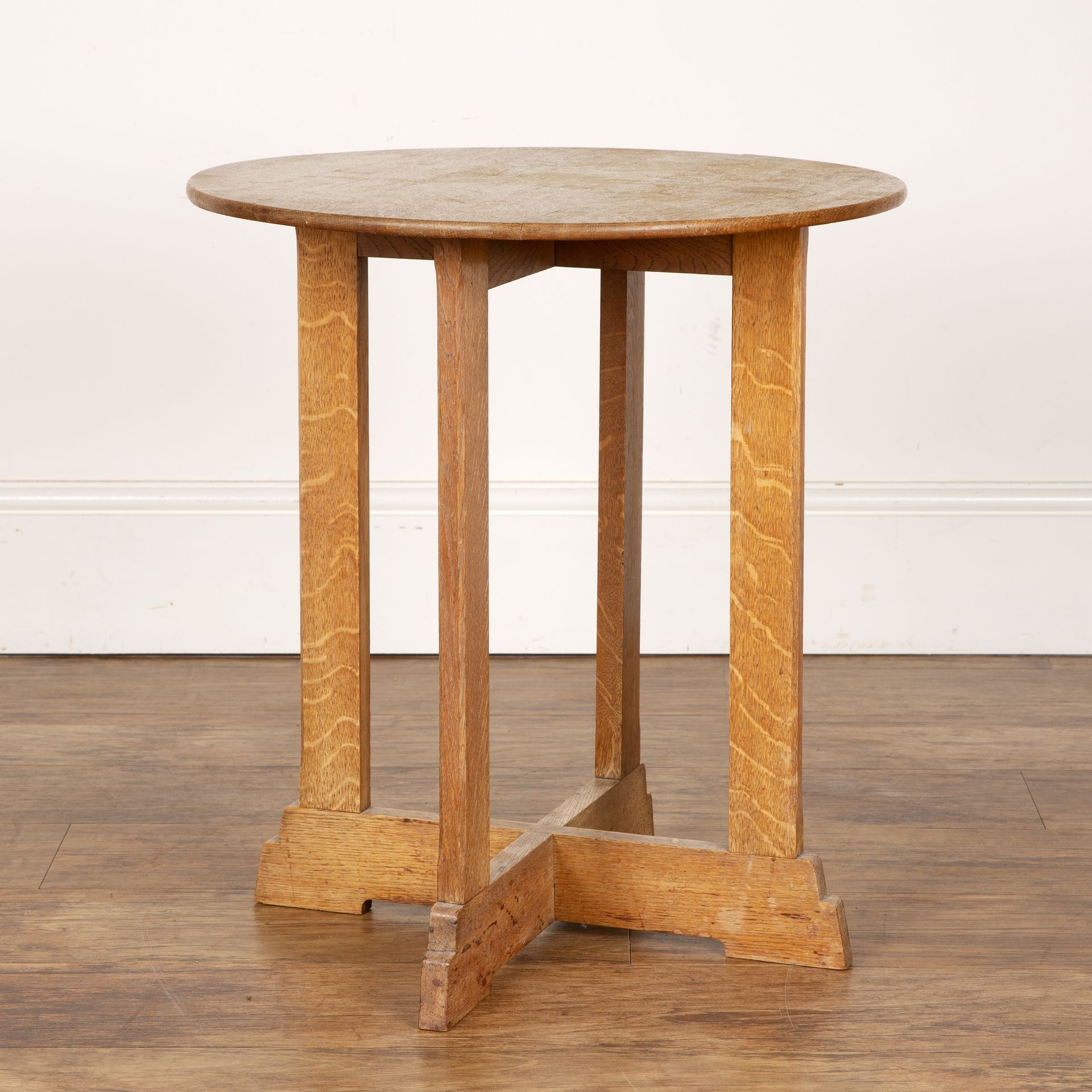 Heals oak, circular topped occasional table, unmarked, 51.5cm wide x 56.5cm high With split to the - Bild 2 aus 5