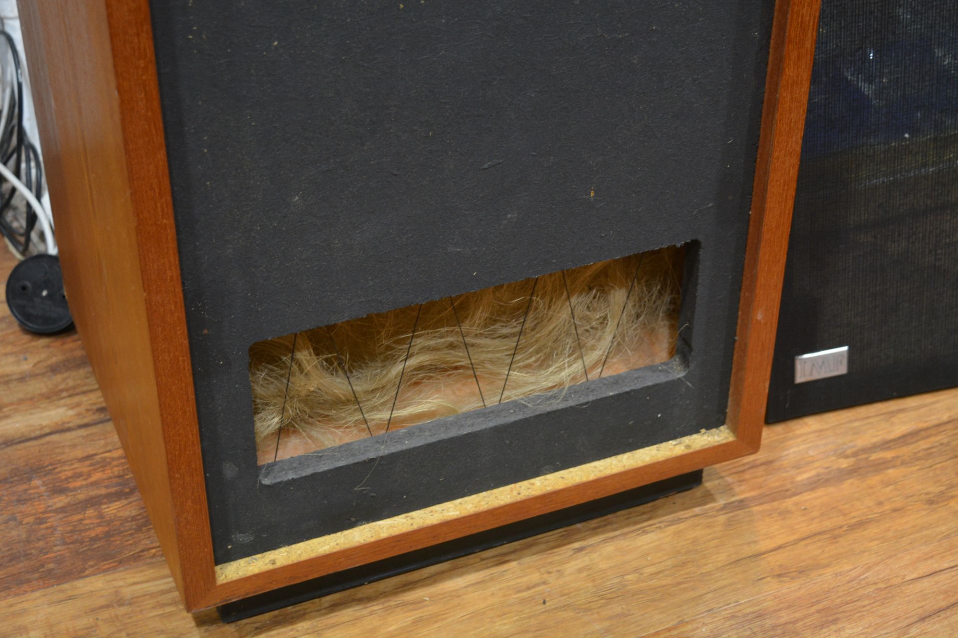 Pair of IMF speakers teak cased, each speaker measures 38cm wide x 88cm high x 35cm deep Overall - Image 11 of 15