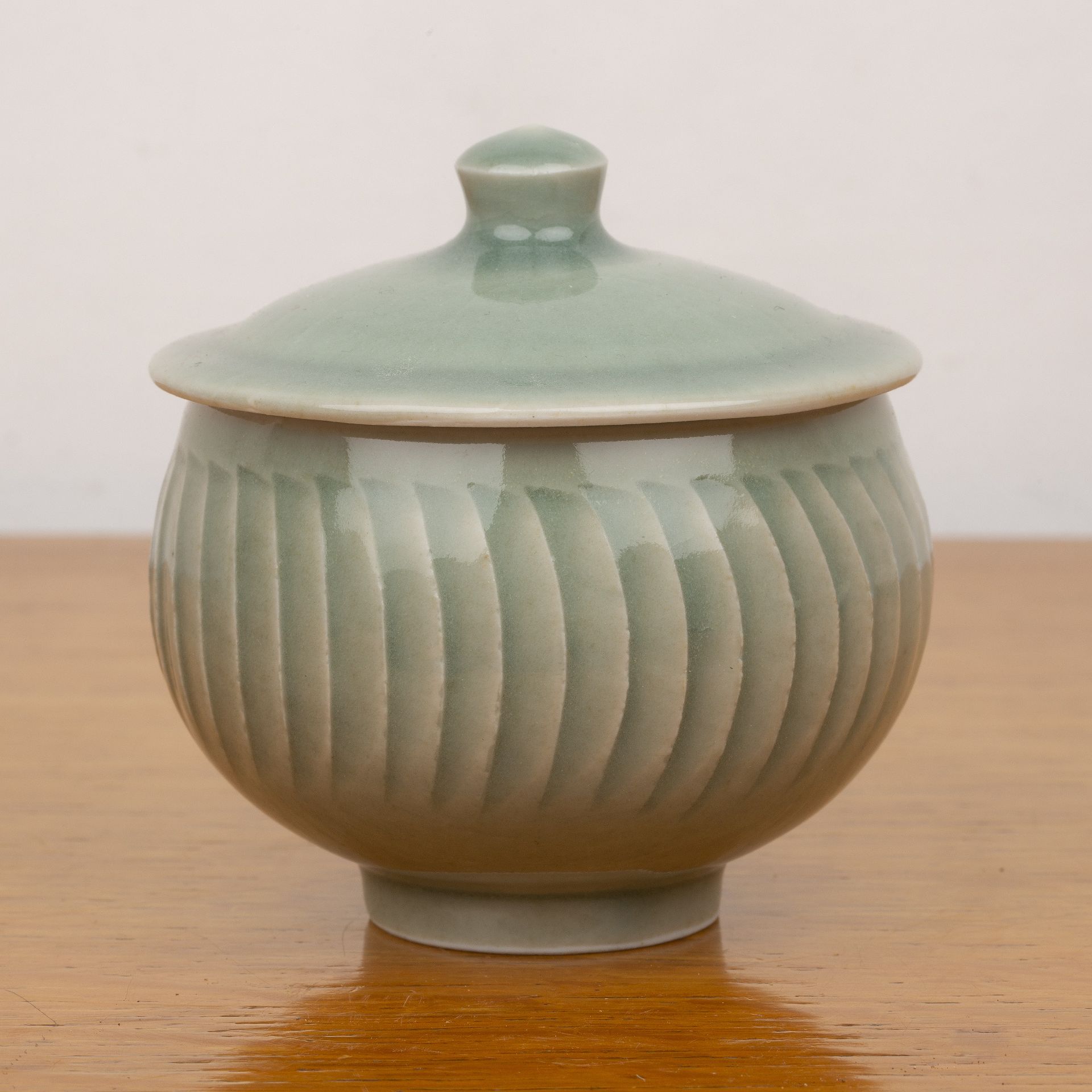 David Leach (1911-2005) preserve pot and cover with celadon glaze, impressed mark to the base, 9.5cm - Image 2 of 4