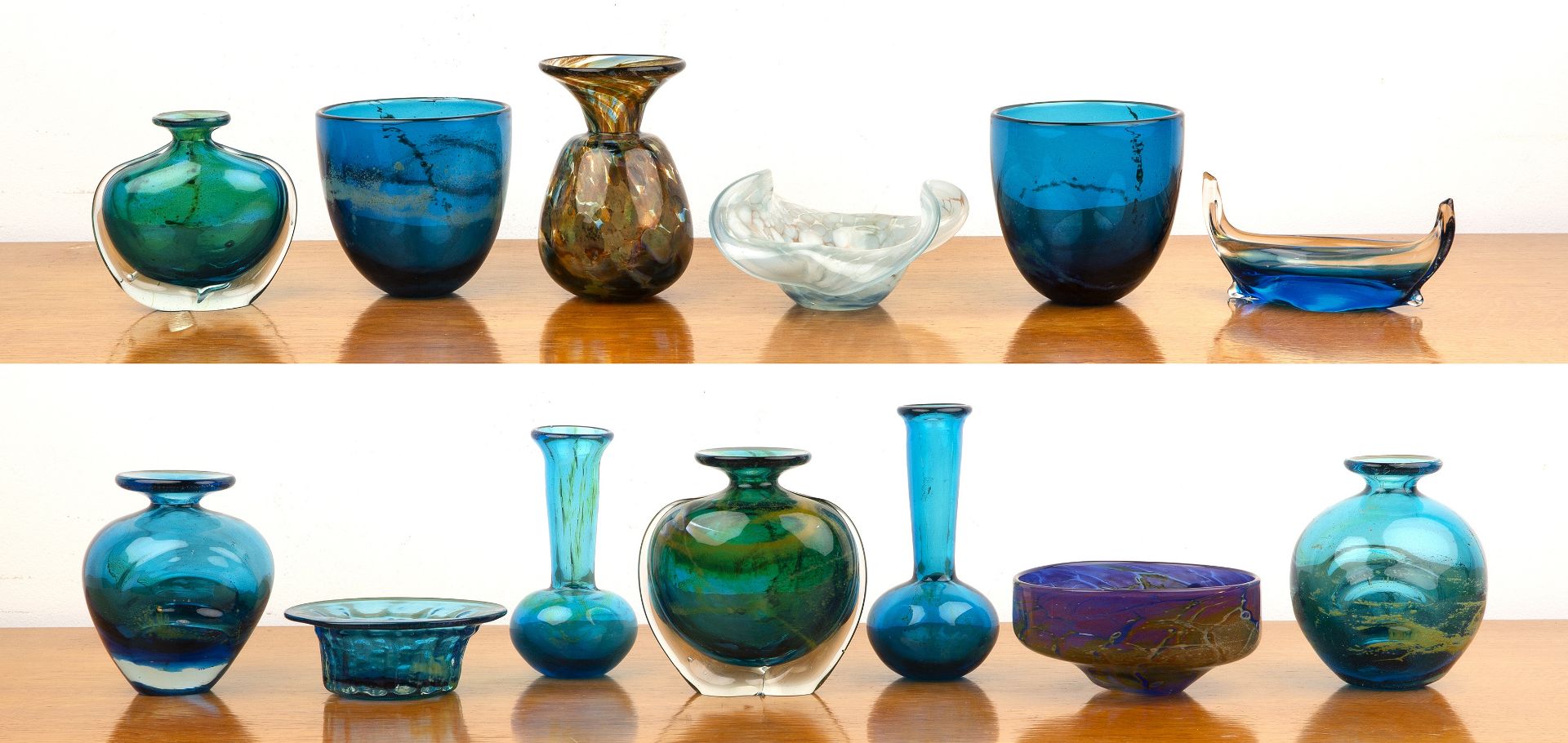 Group of Mdina glassware to include: two trailed glass decanters with stoppers, four goblets, two - Image 6 of 7