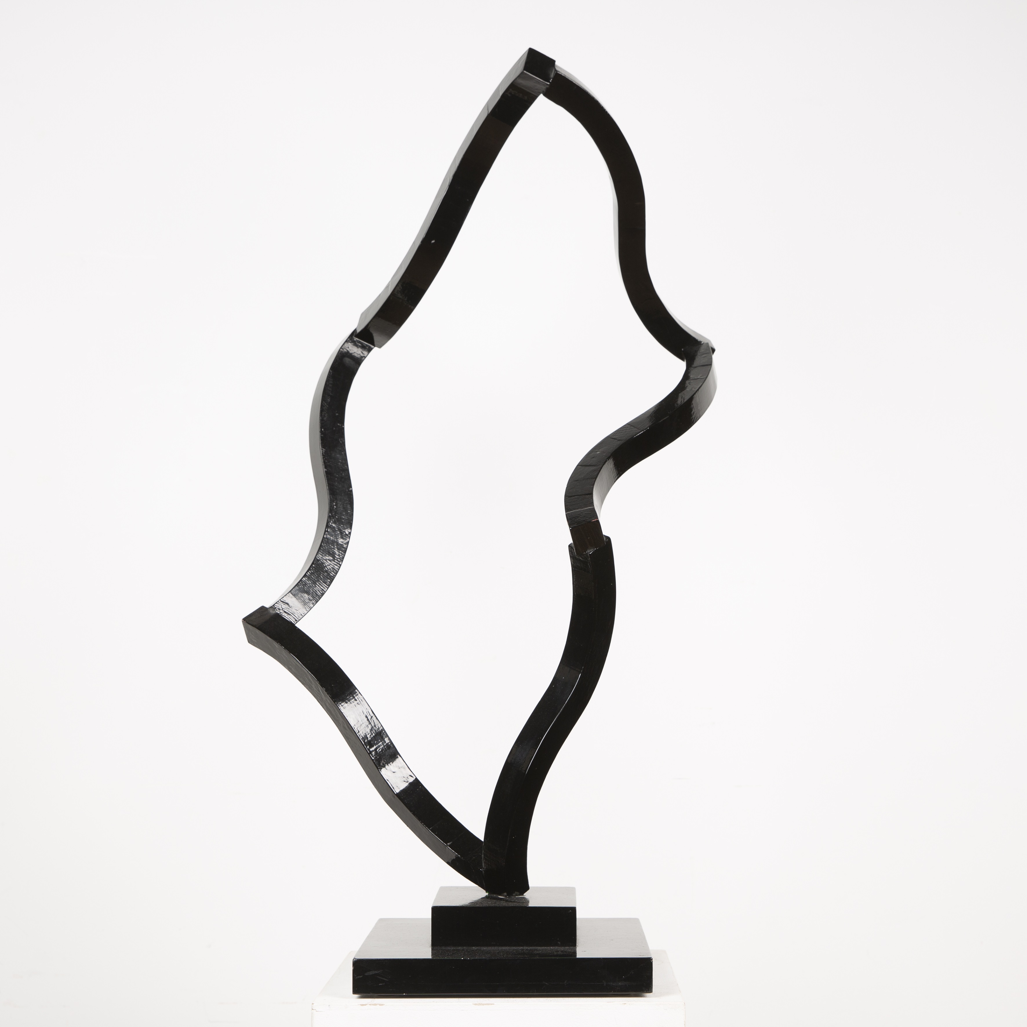 David Sawyer (20th Century) 'Silhouette', painted wooden abstract sculpture, 96cm high x 49cm - Image 3 of 4