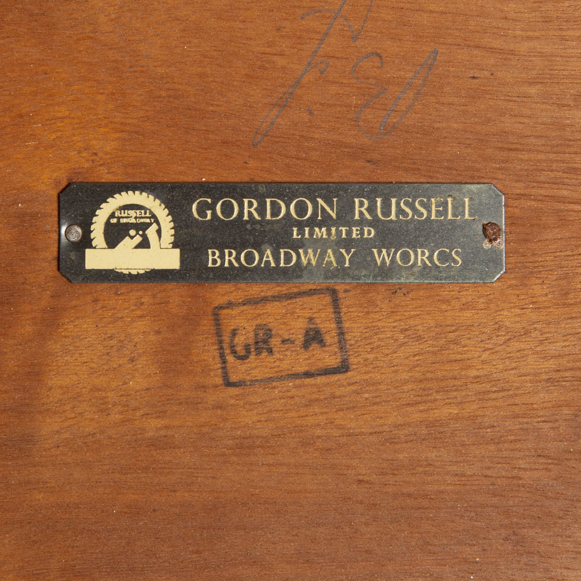 Gordon Russell of Broadway teak dining table and set of four chairs, the table with an applied label - Image 5 of 7