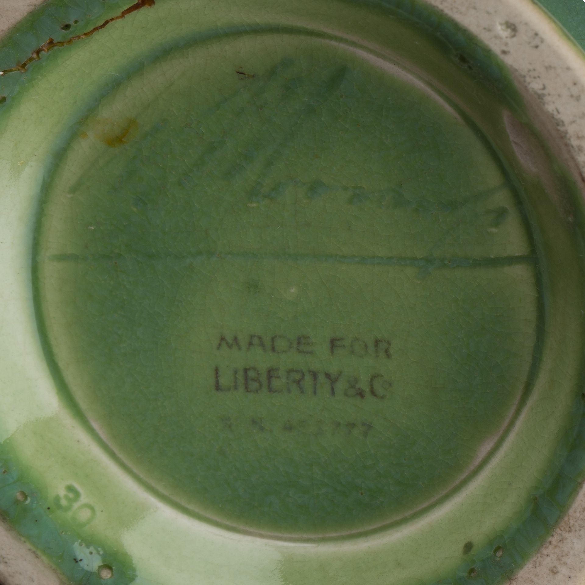 William Moorcroft (1872-1945) for Liberty and Co 'Flamminian ware' in green colourway, with - Bild 4 aus 6