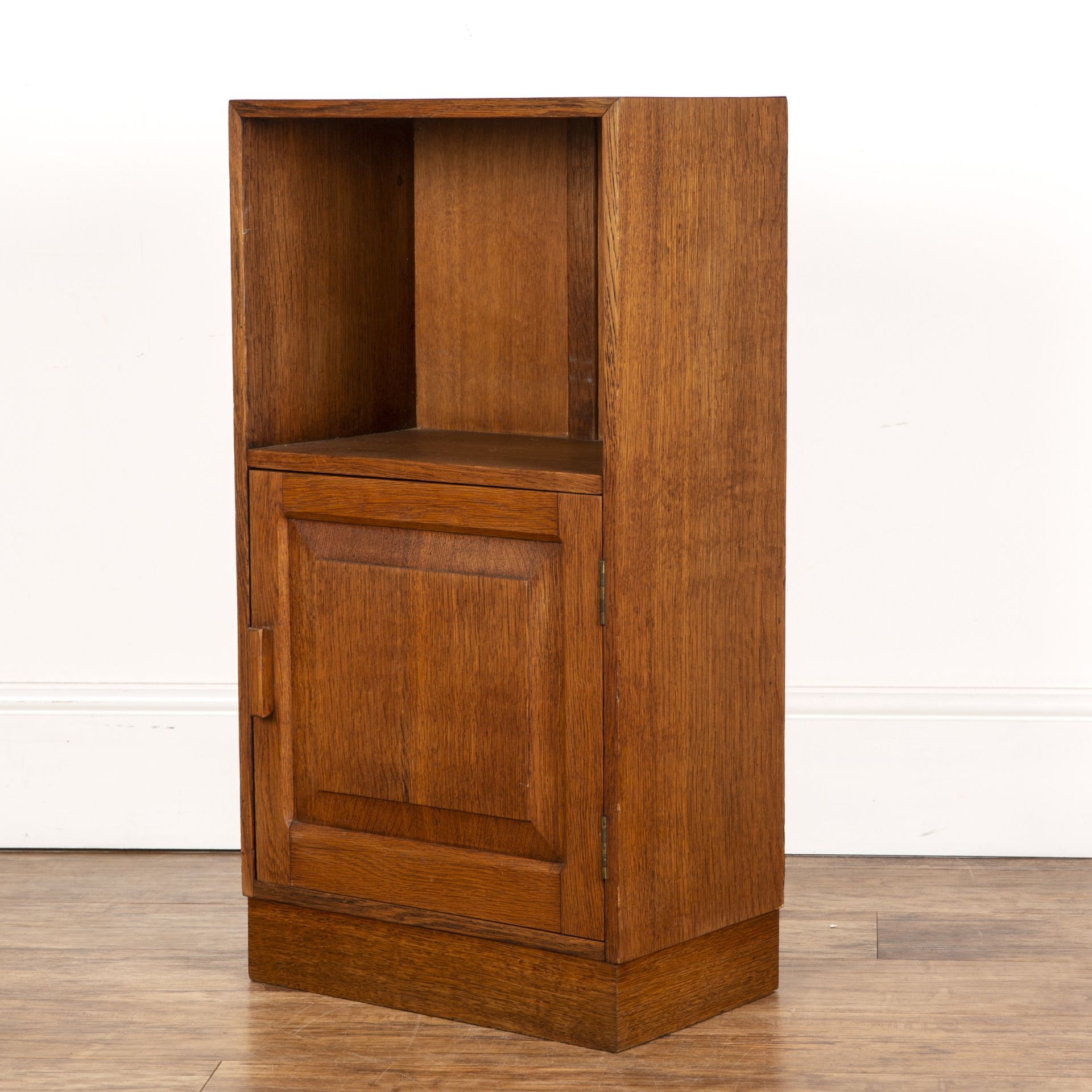 Attributed to Heals oak, small cupboard or bedside table, with open shelf above a fielded panel - Image 4 of 5