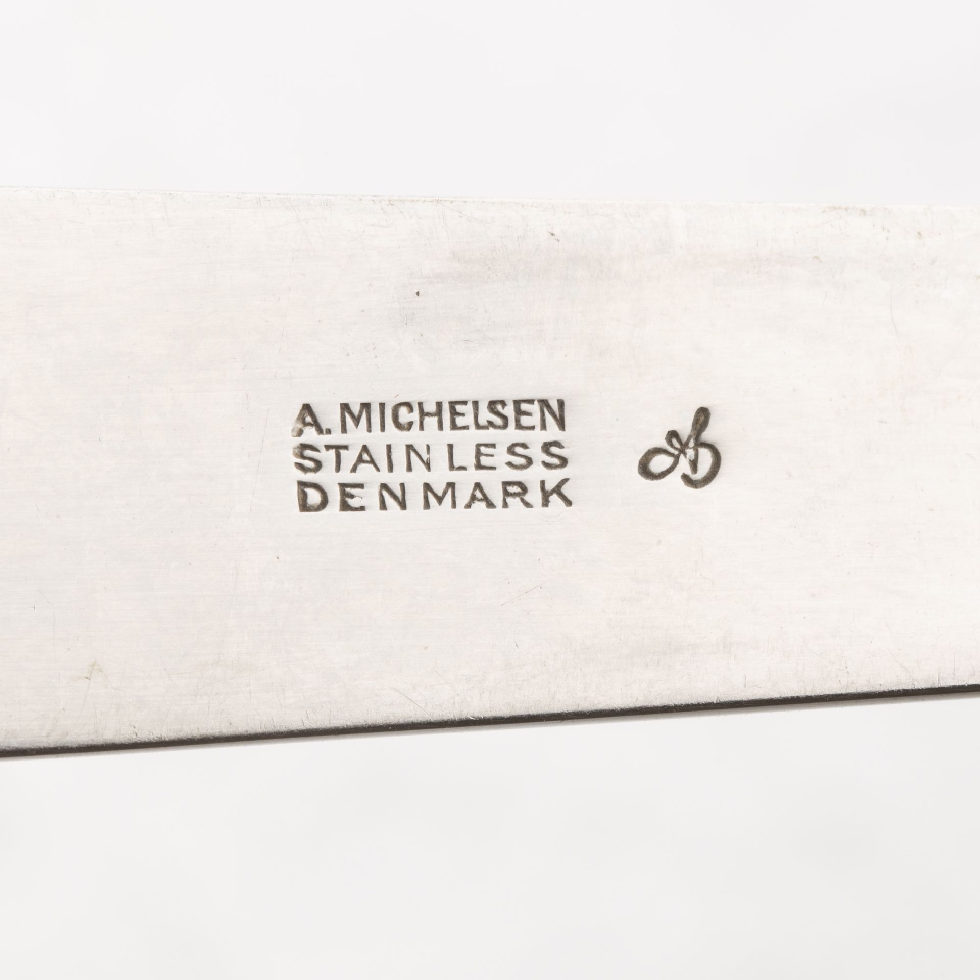Arne Jacobsen (1902-1971) for Anton Michelsen stainless steel cutlery set, consisting of: four large - Image 2 of 3