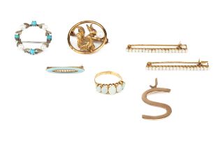 A collection of jewellery, comprising an opal five stone dress ring, the graduated stones claw set
