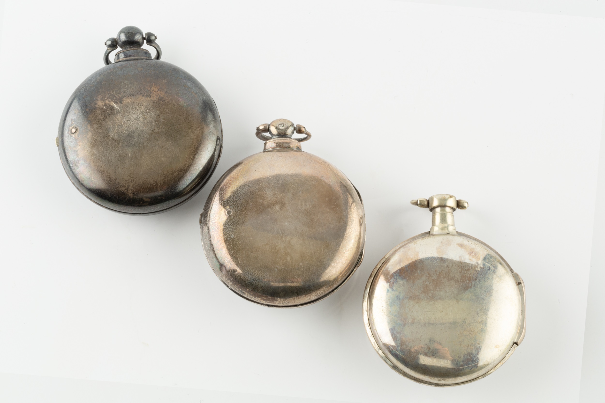 A George IV silver pair cased pocket watch, with white enamel Roman dial, the turned pillar verge - Image 2 of 5