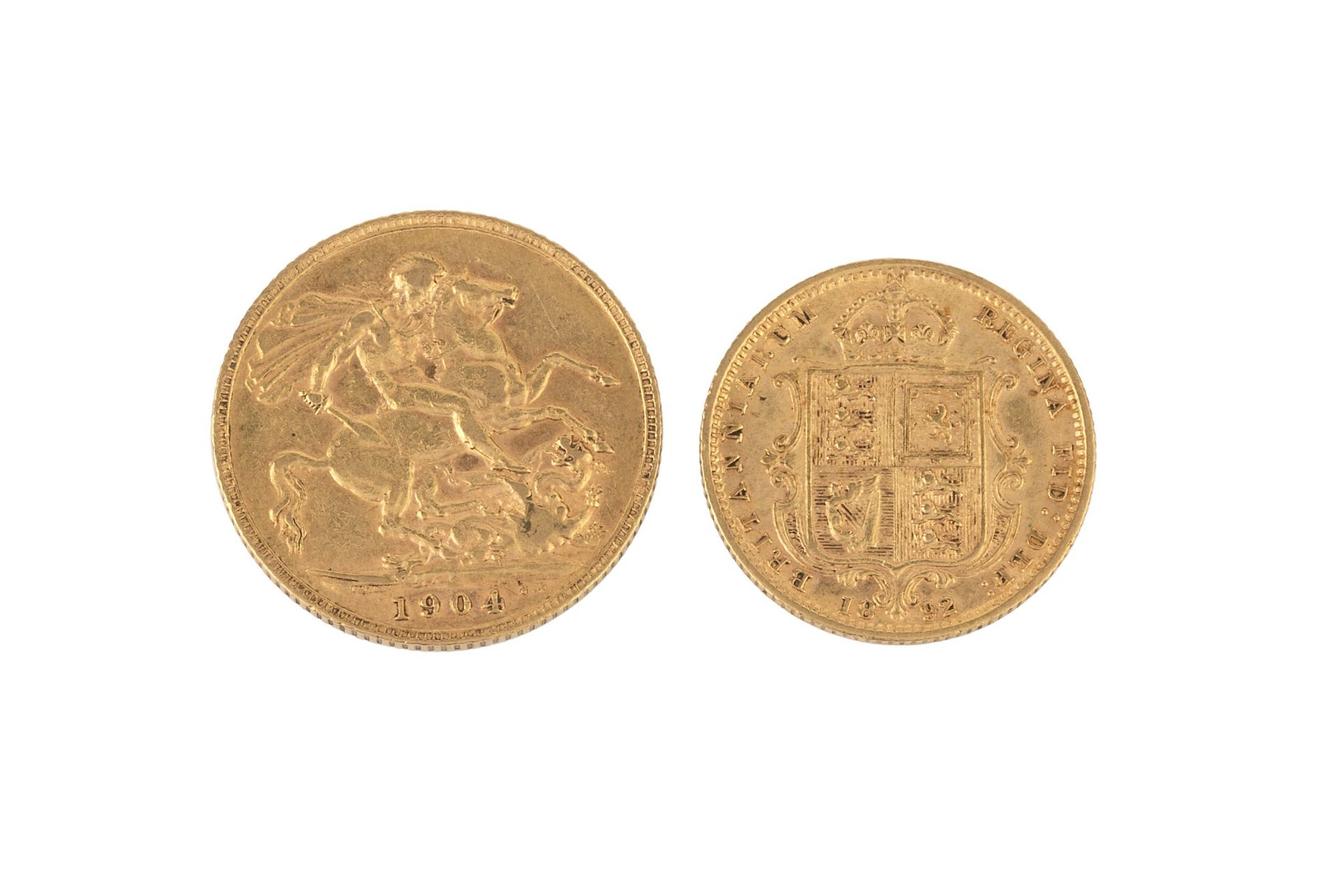 An Edward VII sovereign, 1904, and a Victoria half sovereign, 1892. (2)