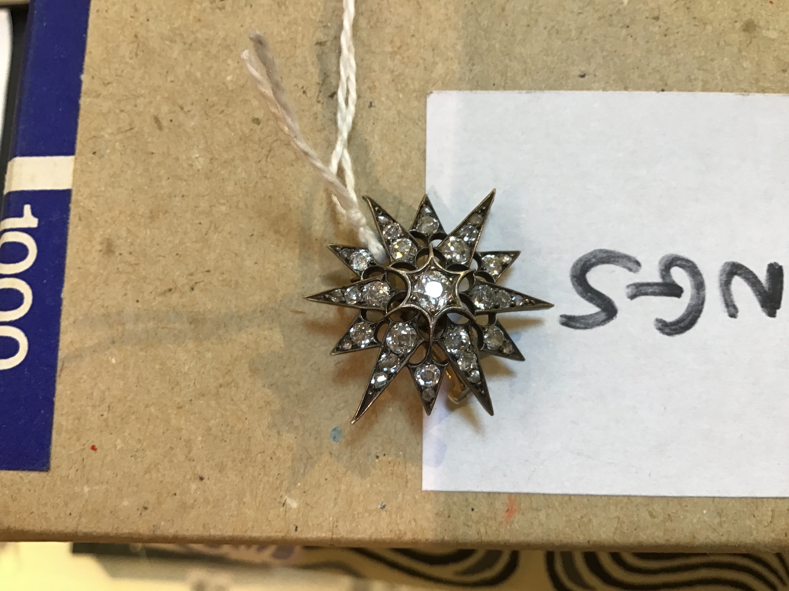 A late Victorian/Edwardian diamond star brooch/pendant, set throughout with graduated old-cut - Image 3 of 9