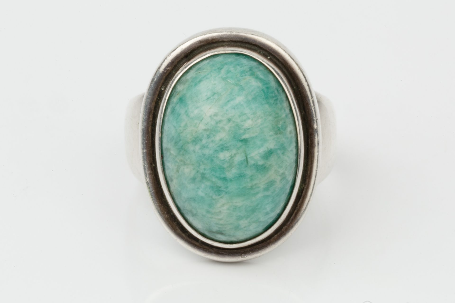 A Danish silver and amazonite dress ring by Georg Jensen, with oval cabochon stone, no. 46A Ring - Bild 3 aus 4