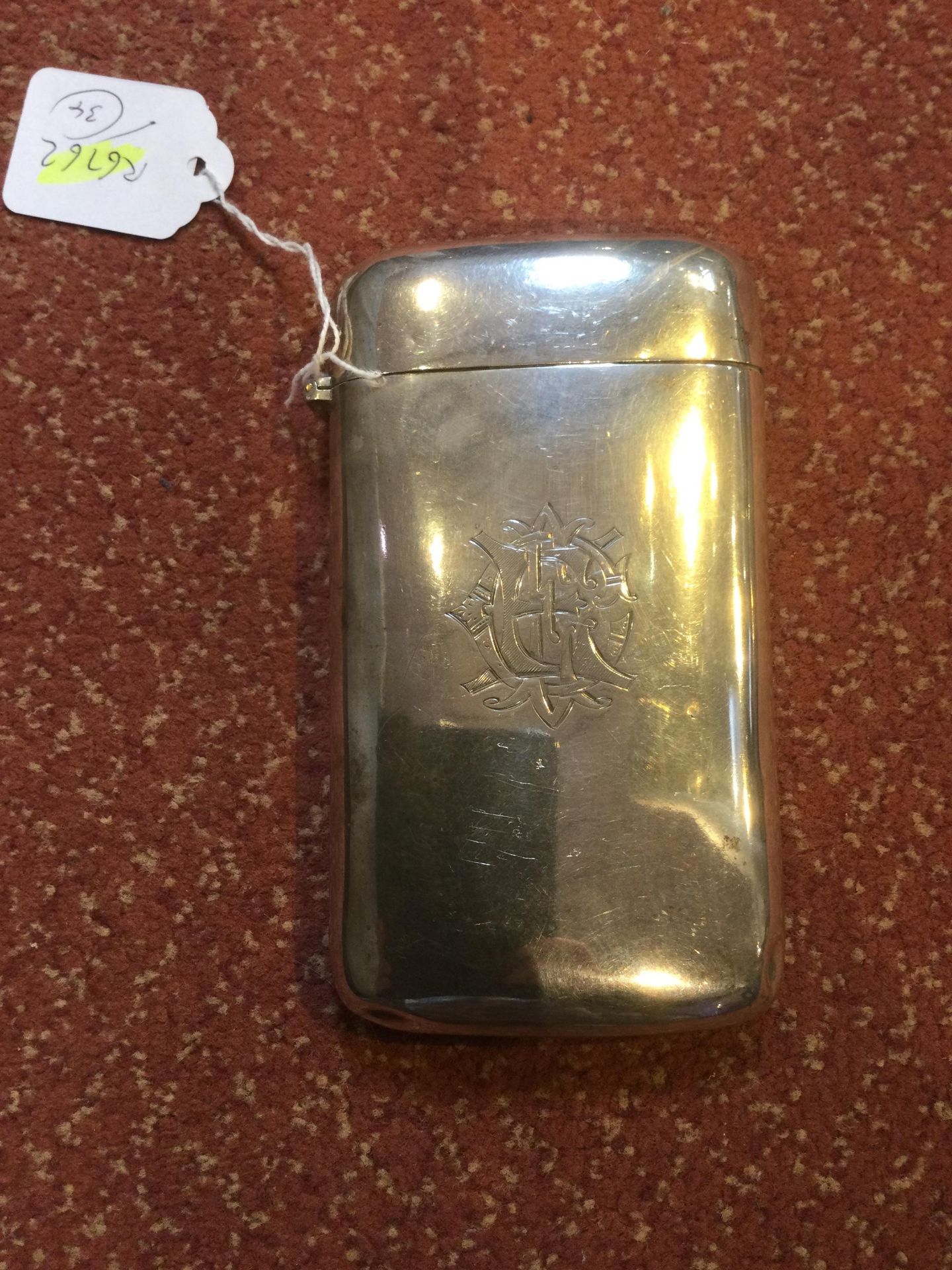 A late 19th century Chinese export silver cigar case by Wang Hing, of curved and rounded rectangular - Bild 3 aus 11