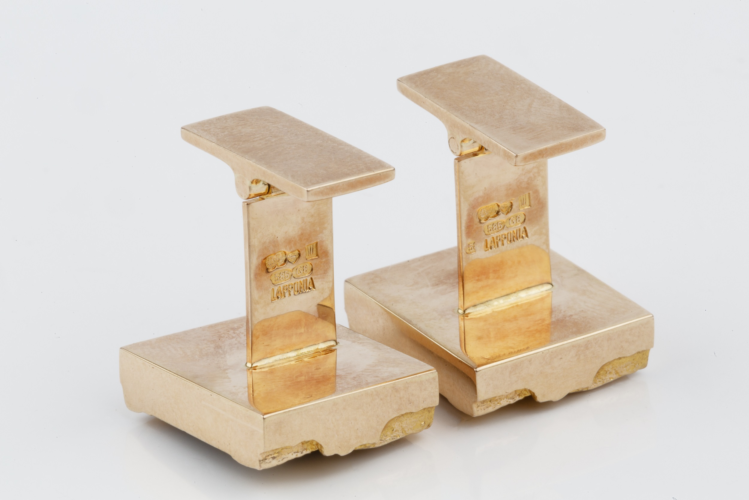 A pair of 14k gold Lapponia modernist cufflinks, in the manner of Bjorn Weckström, the textured - Image 2 of 3