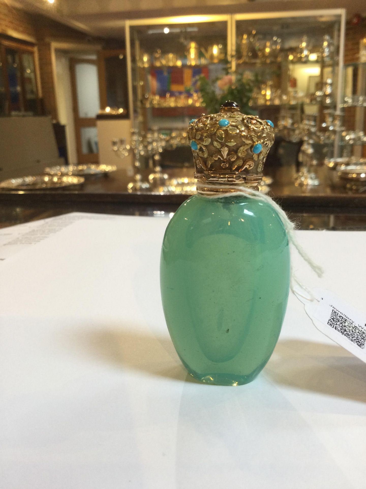 A 19th century French gold mounted opaline glass scent bottle, the turquoise glass body of ovoid - Bild 8 aus 11