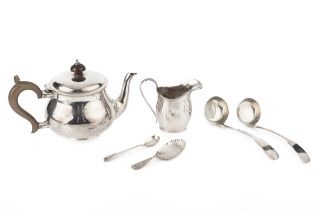 A George V silver bachelor's teapot, with bands of reeded decoration by E. S. Barnsley & Co,