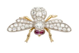 An 18k yellow gold and diamond set bee brooch, set throughout with rose cut stones and having