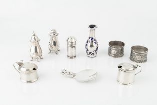 A collection of silver, to include a caddy spoon with entwined swan handle by Pruden & Smith,