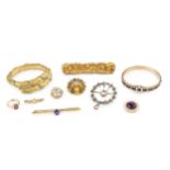 A collection of jewellery, comprising an 18ct gold and amethyst seal ring, intaglio carved with an