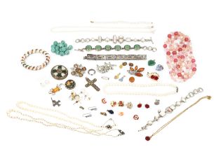 A collection of jewellery, to include two silver and mother o'pearl inset bracelets, with