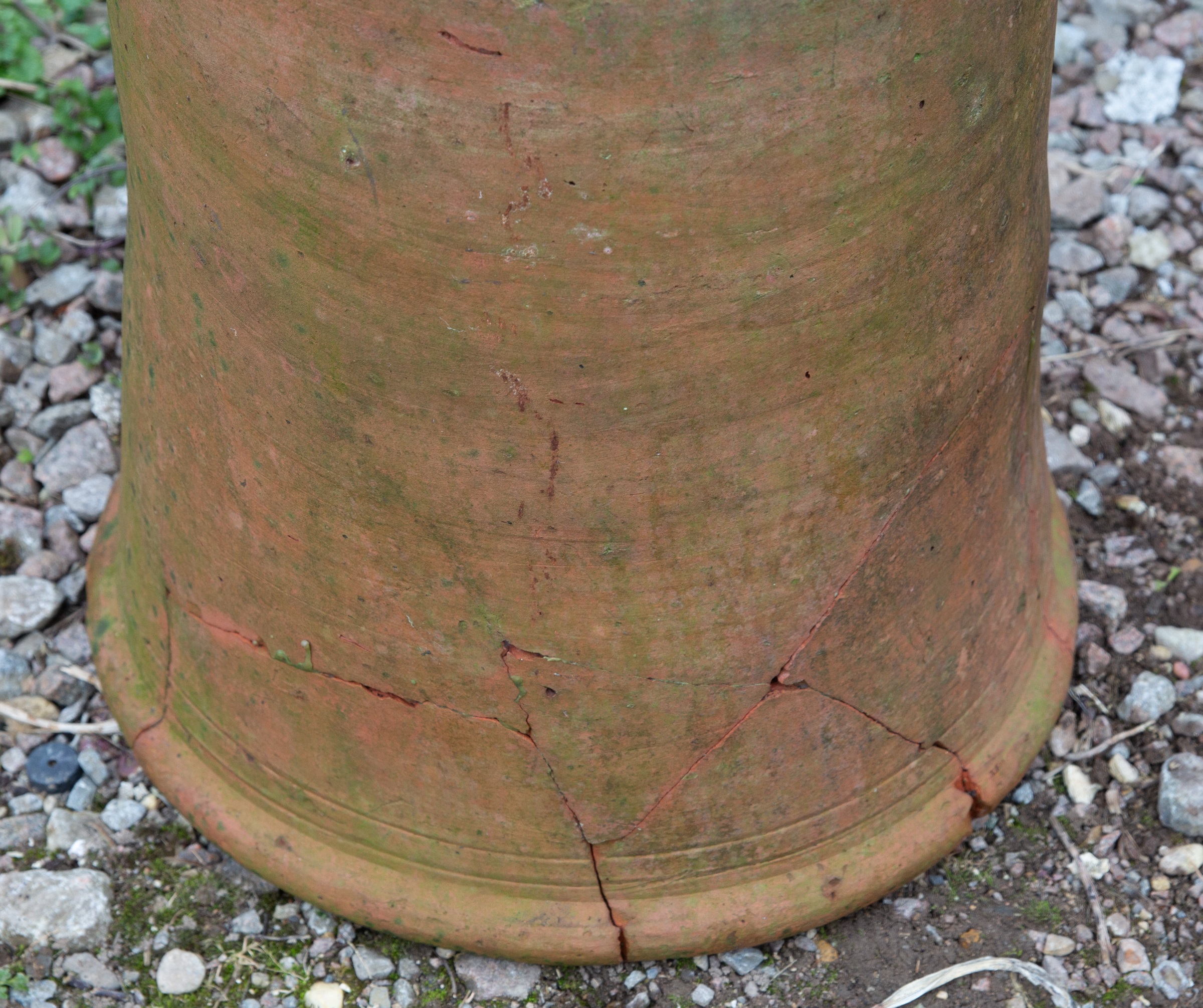 An old terracotta rhubarb forcer - Image 2 of 2