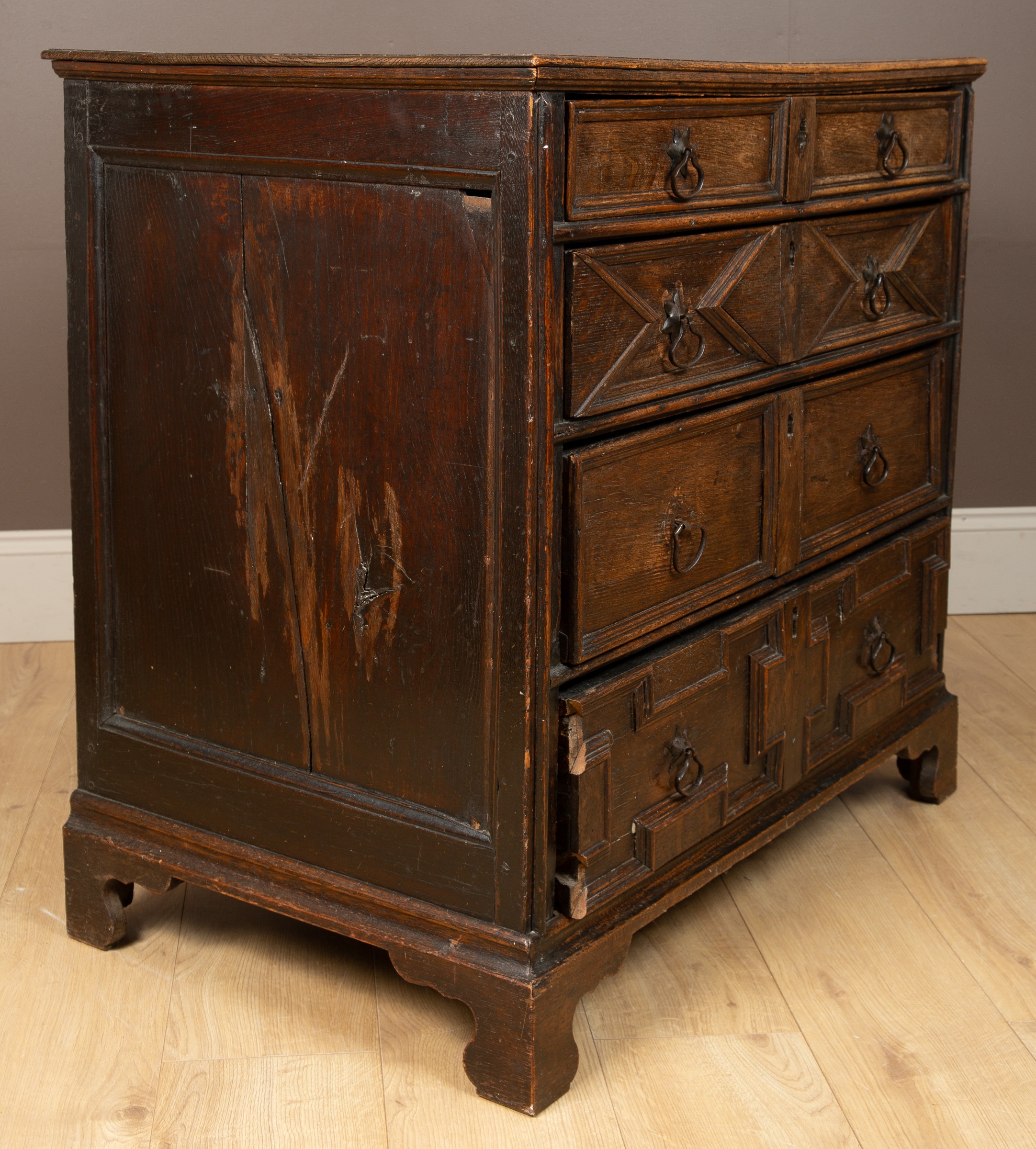 A 17th or 18th century oak chest of drawers - Image 3 of 5