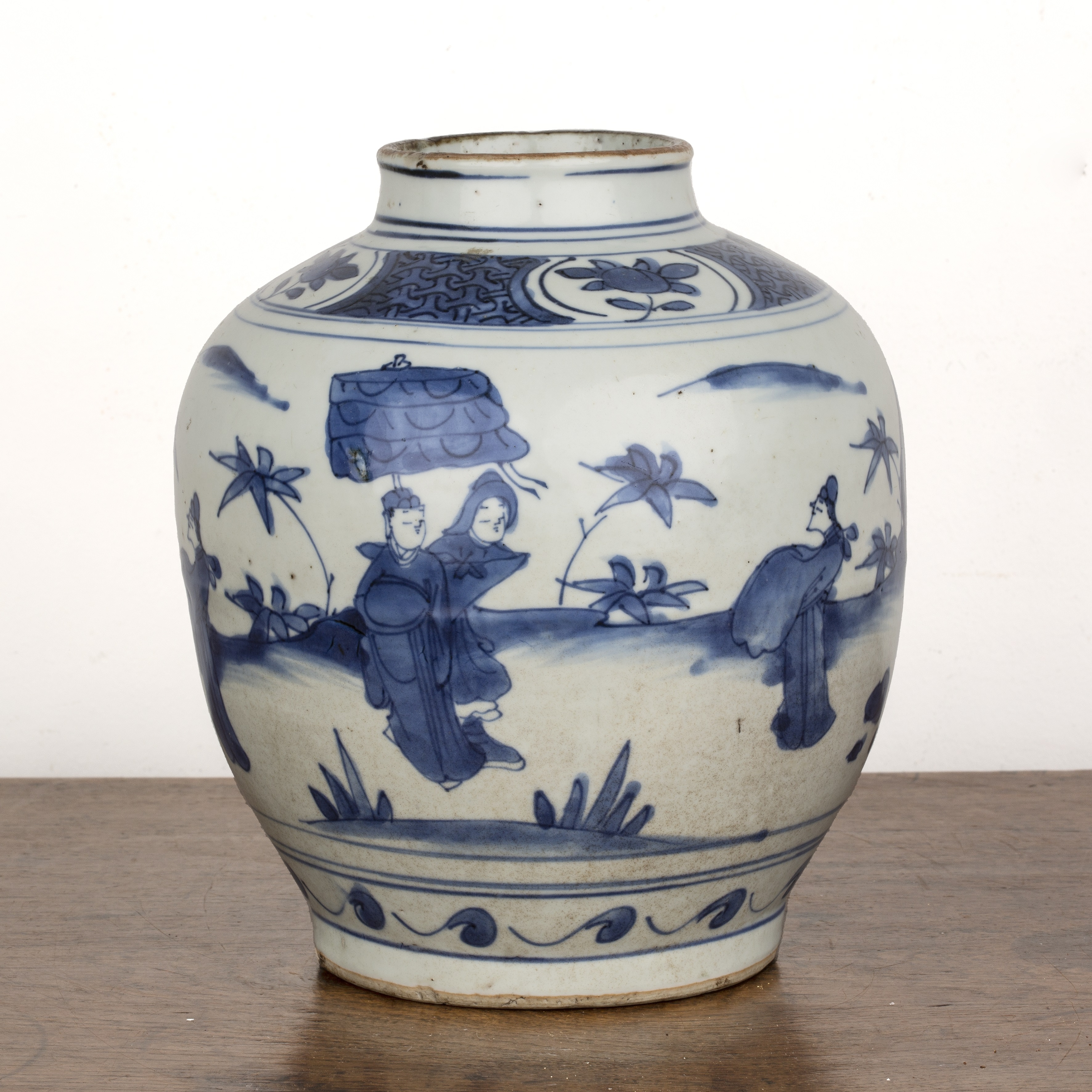 Blue and white porcelain jar Chinese, Ming Wanli period painted with a pavilion, garden and figures, - Image 2 of 5