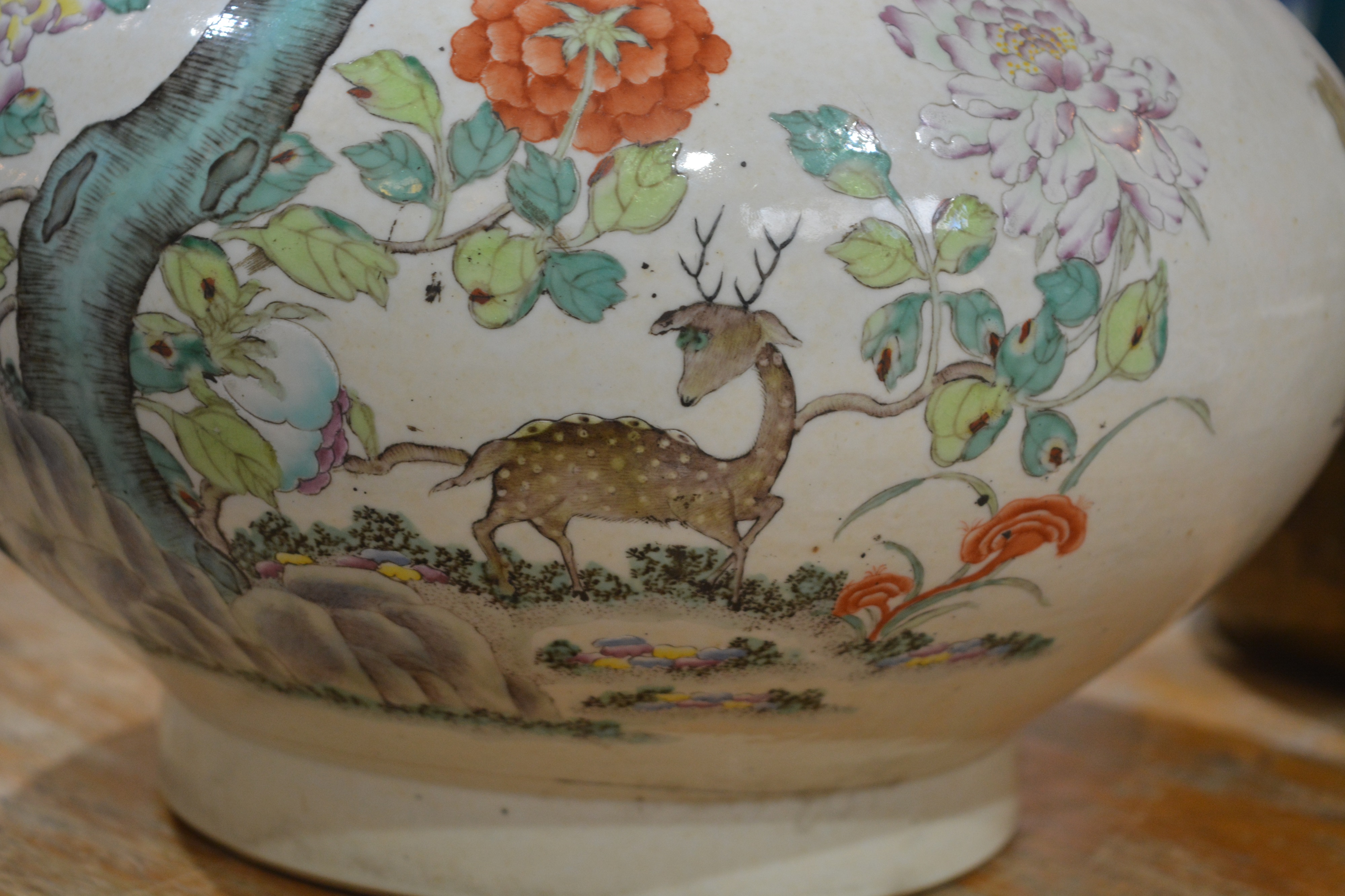 Enamelled porcelain bottle vase Chinese, Xuantong period painted with auspicious herons perched in a - Image 10 of 20