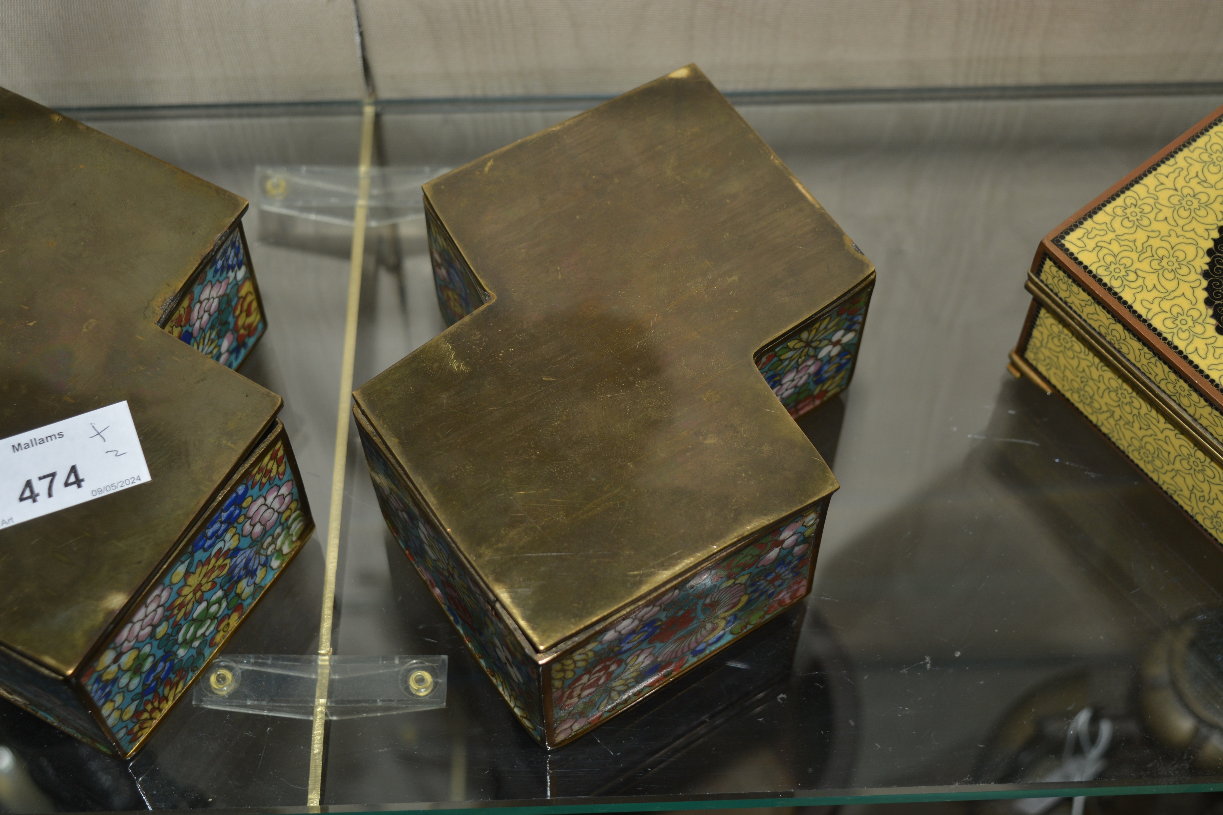 Pair of shaped blue ground cloisonne boxes Chinese, 19th Century each with bat and butterfly - Image 7 of 7