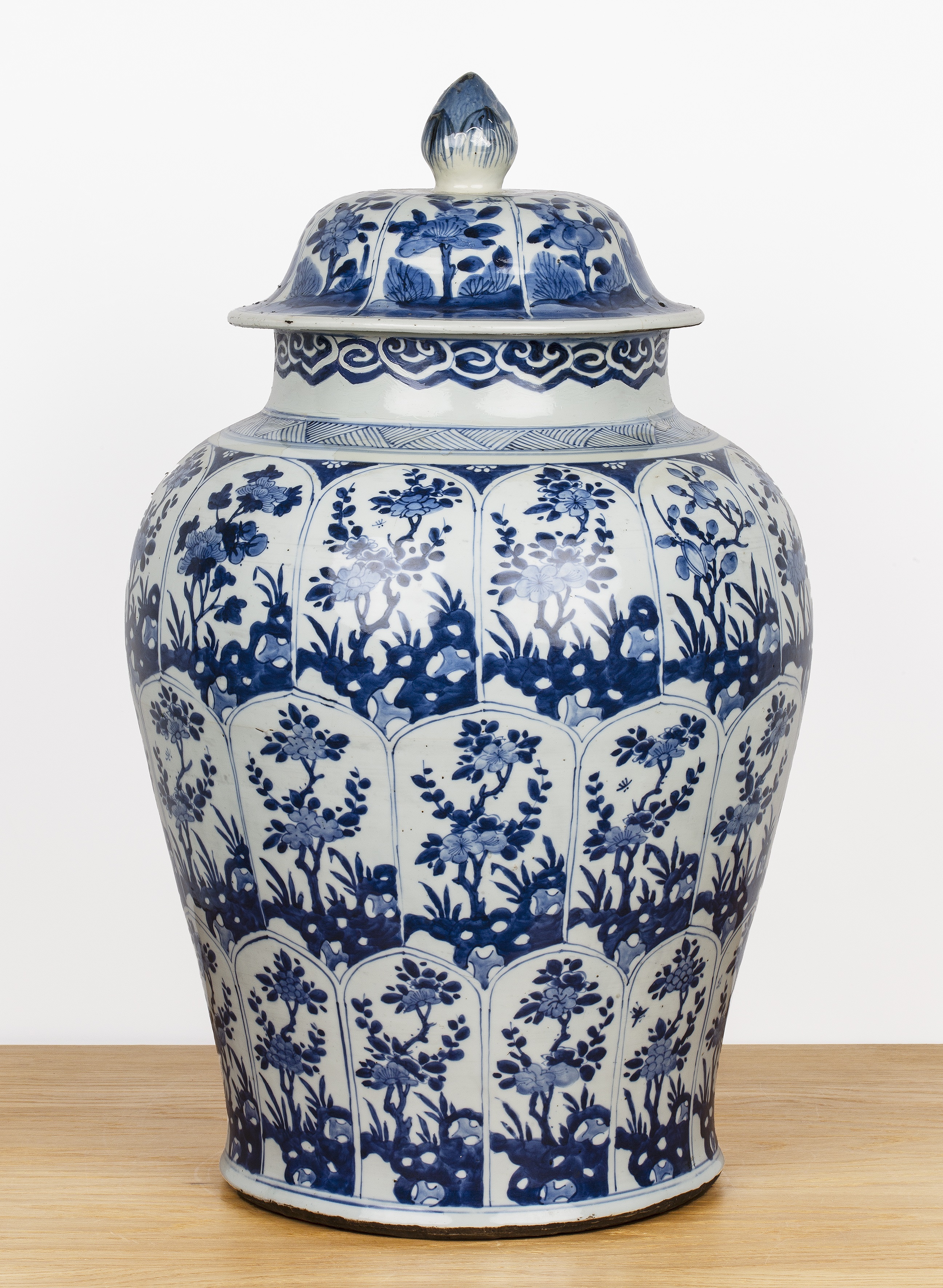 Blue and white jar and cover Chinese, Kangxi with all-over panels of flowers, within a chevron and - Image 3 of 23