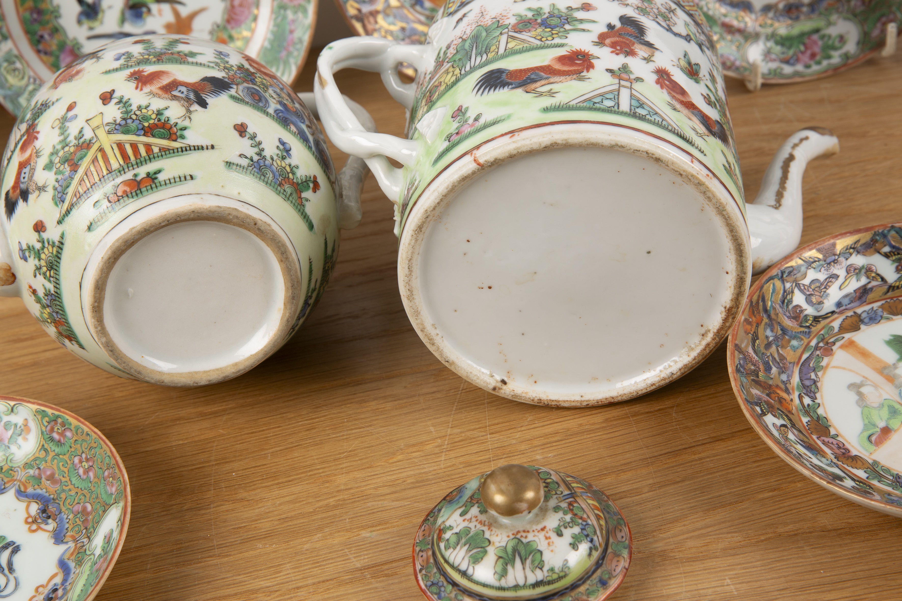 Large collection of Cantonese porcelain Chinese, late 19th/20th Century including two teapots with - Image 9 of 10