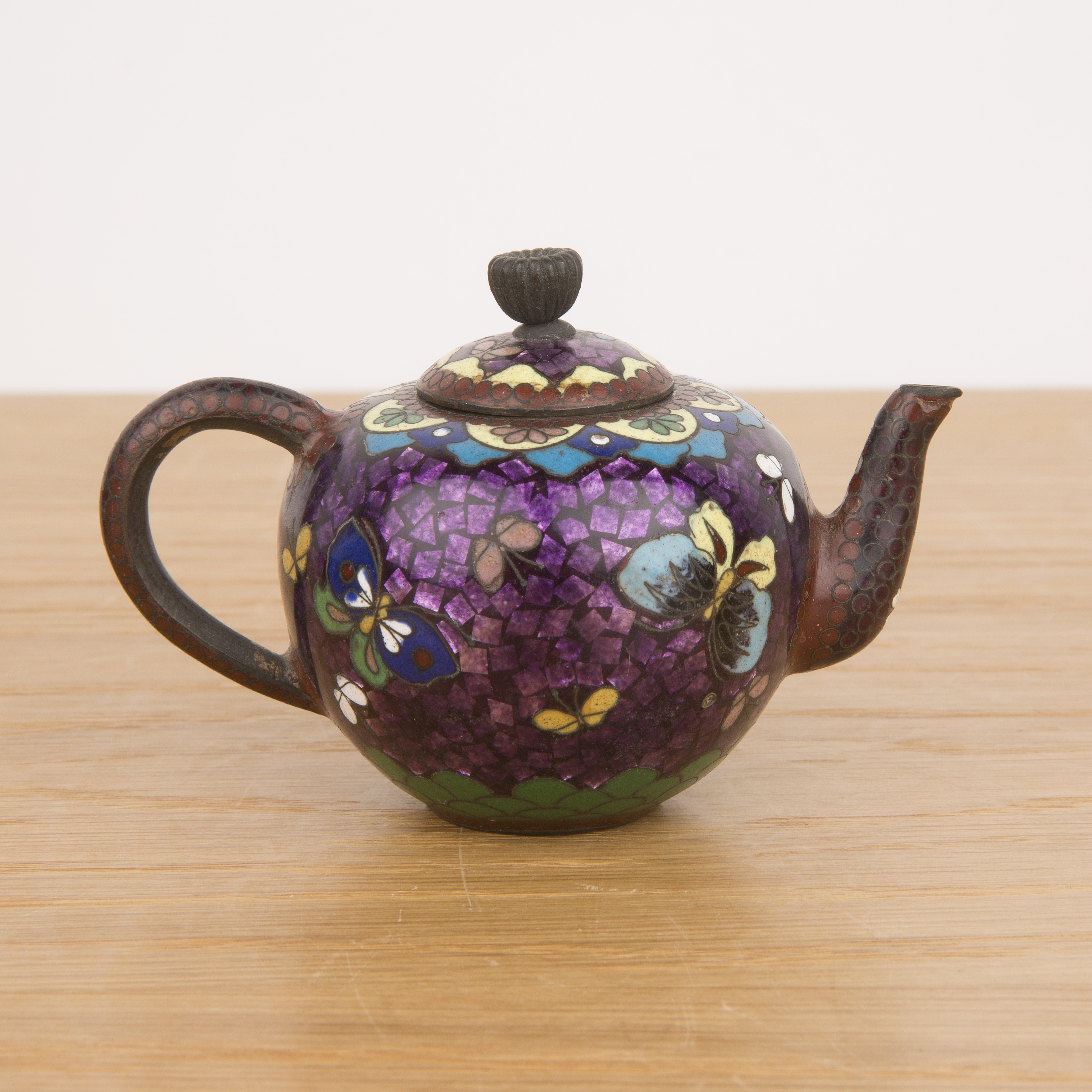 Miniature cloisonne teapot Japanese, Meiji period with butterfly and flower decoration, 10cm