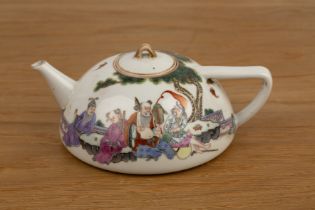 Famille rose flat porcelain teapot Chinese, 19th Century painted in polychrome enamels with scholars