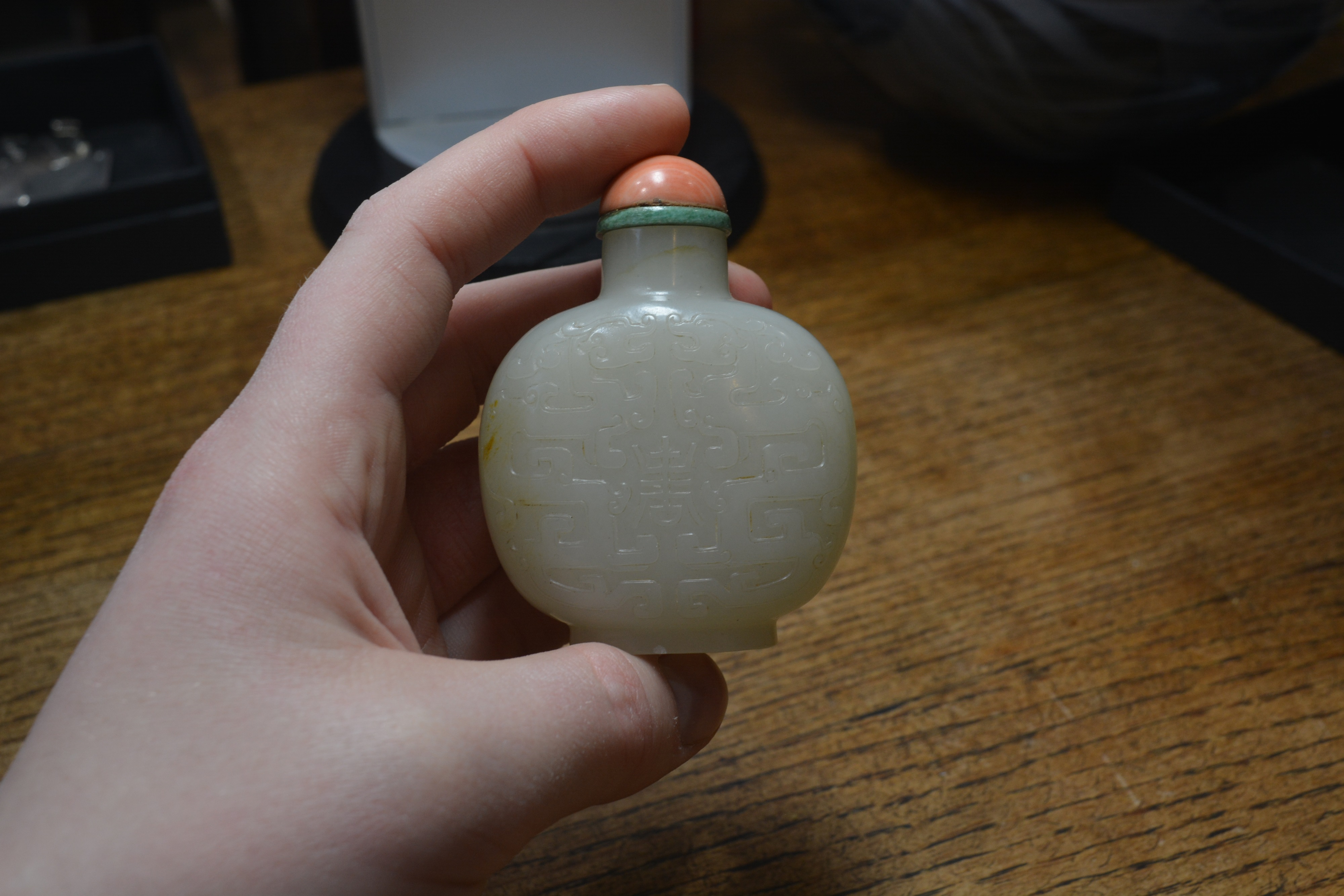 Greyish white nephrite jade snuff bottle Chinese, 1750-1780 of well hollowed flattened rounded - Image 9 of 12