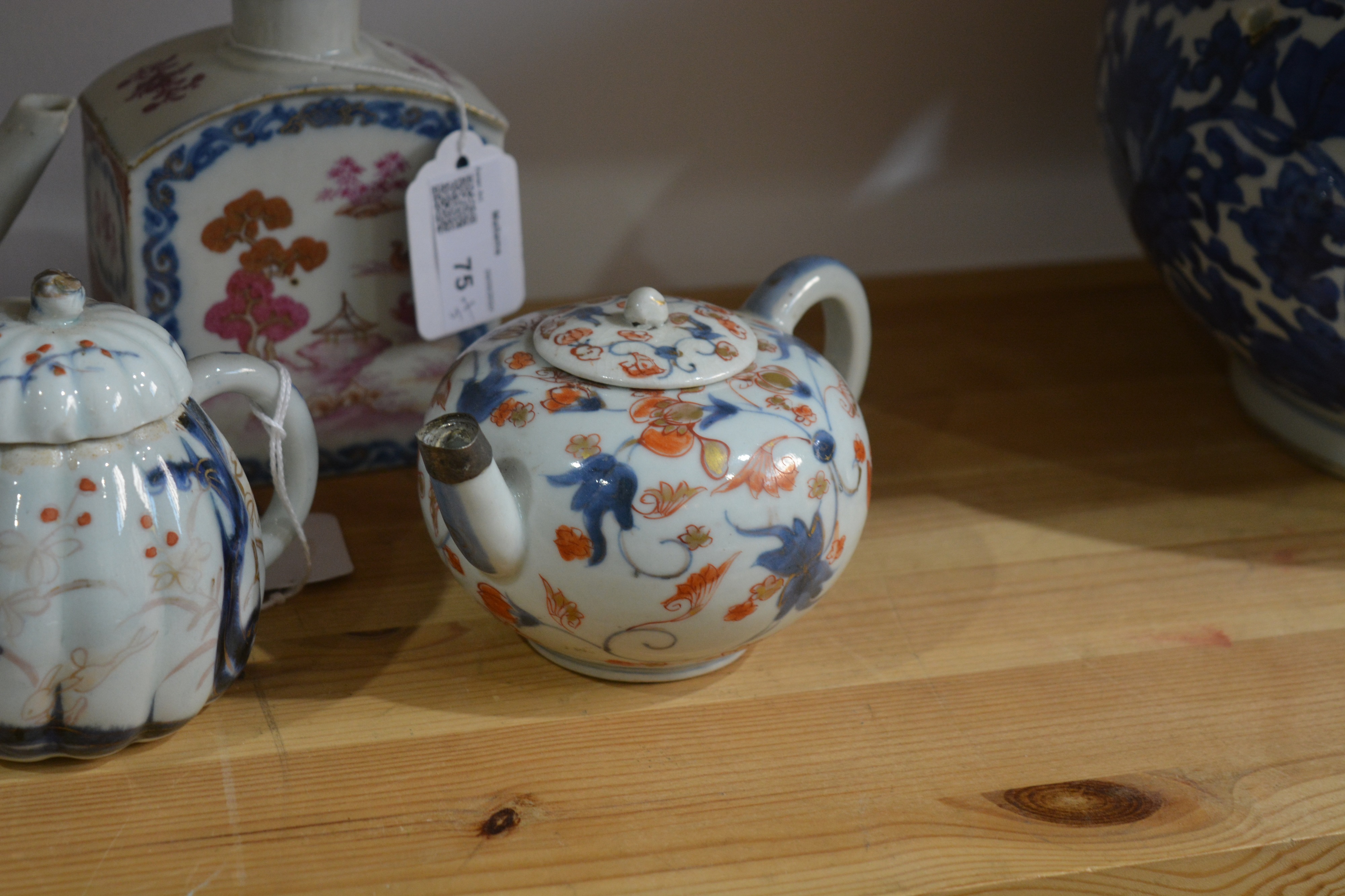 Group of four porcelain teapots and a tea caddy Chinese, 18th Century to include an ovoid teapot, - Image 11 of 11