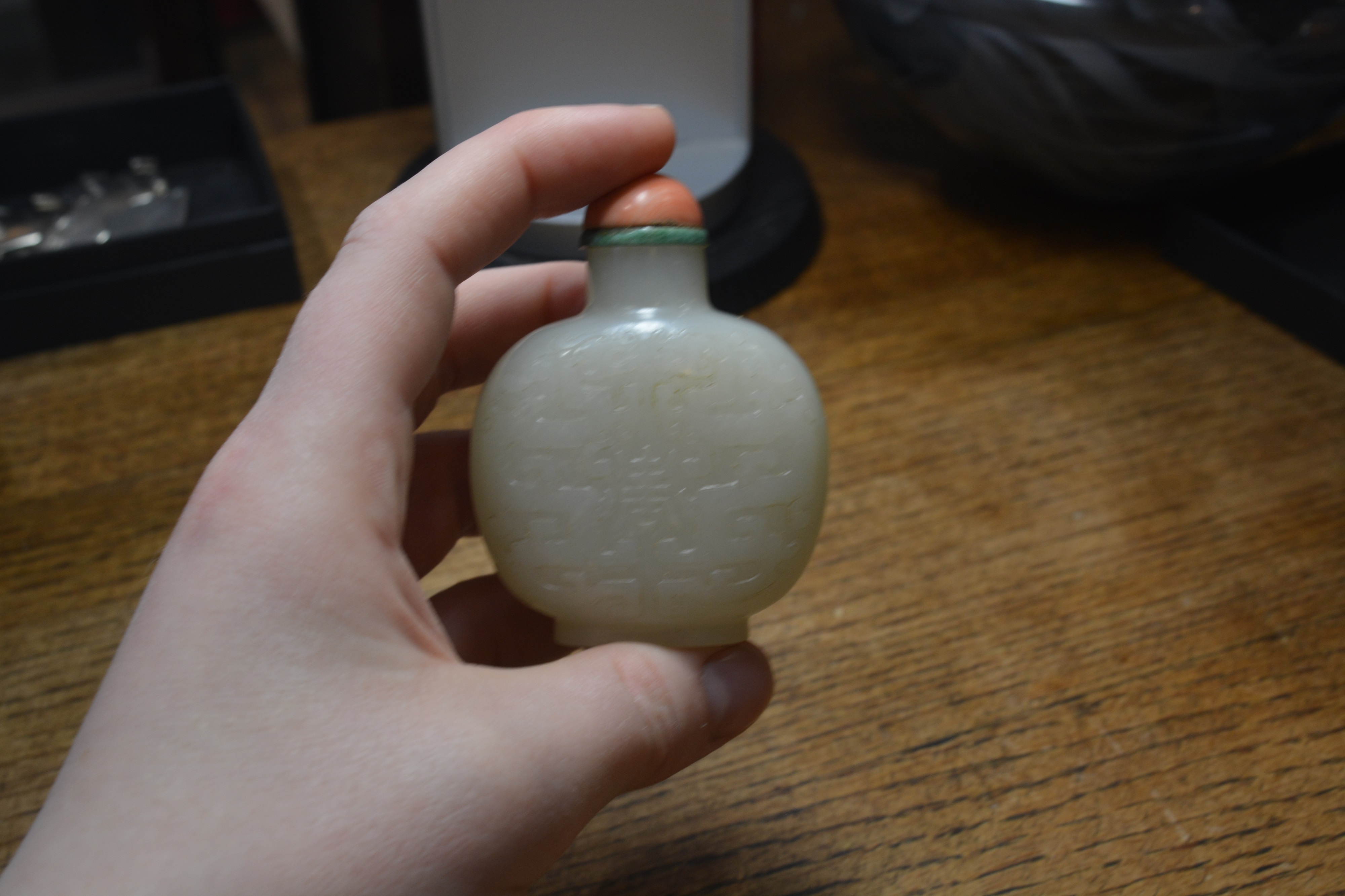 Greyish white nephrite jade snuff bottle Chinese, 1750-1780 of well hollowed flattened rounded - Image 8 of 12