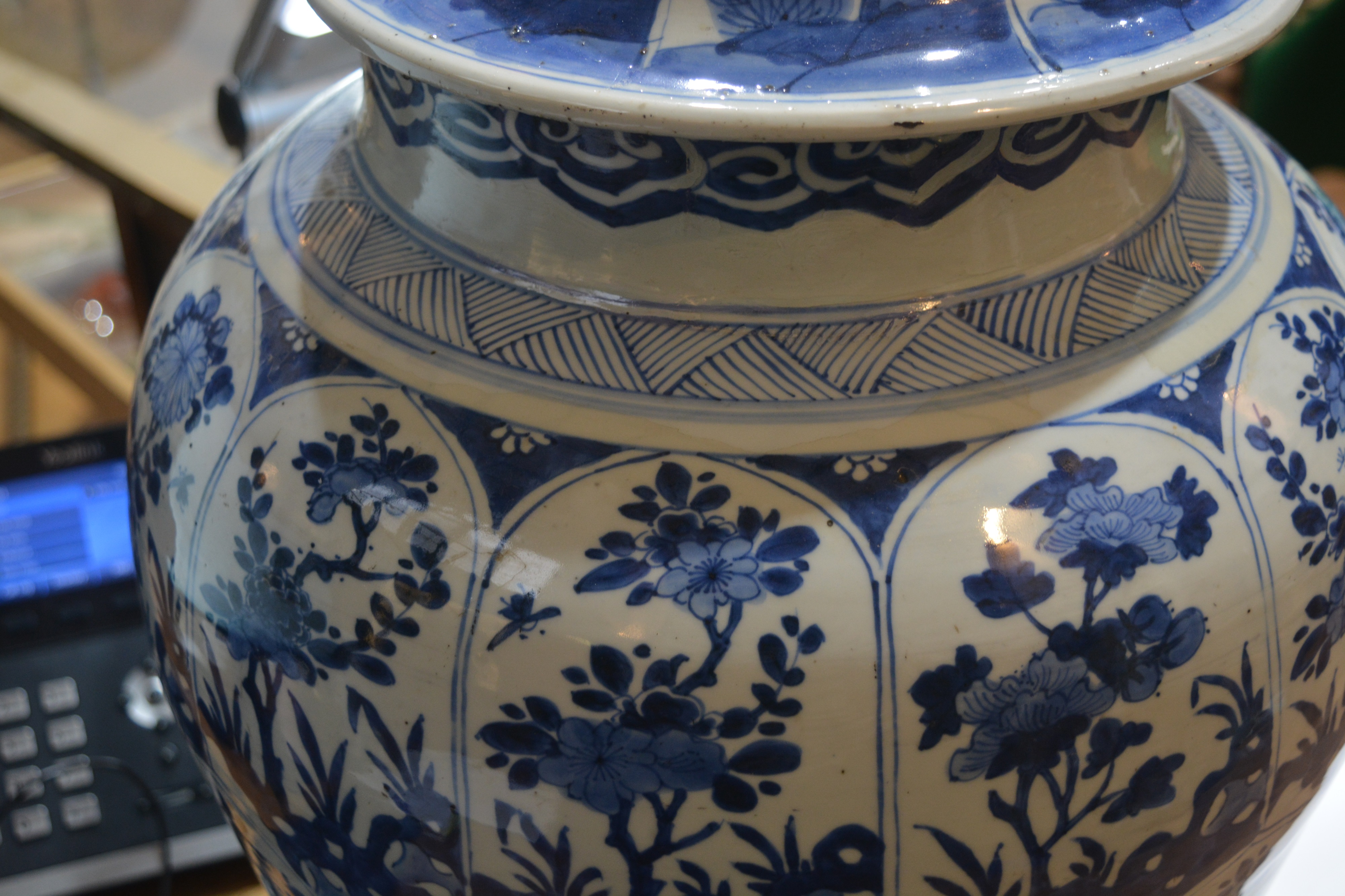 Blue and white jar and cover Chinese, Kangxi with all-over panels of flowers, within a chevron and - Image 15 of 23