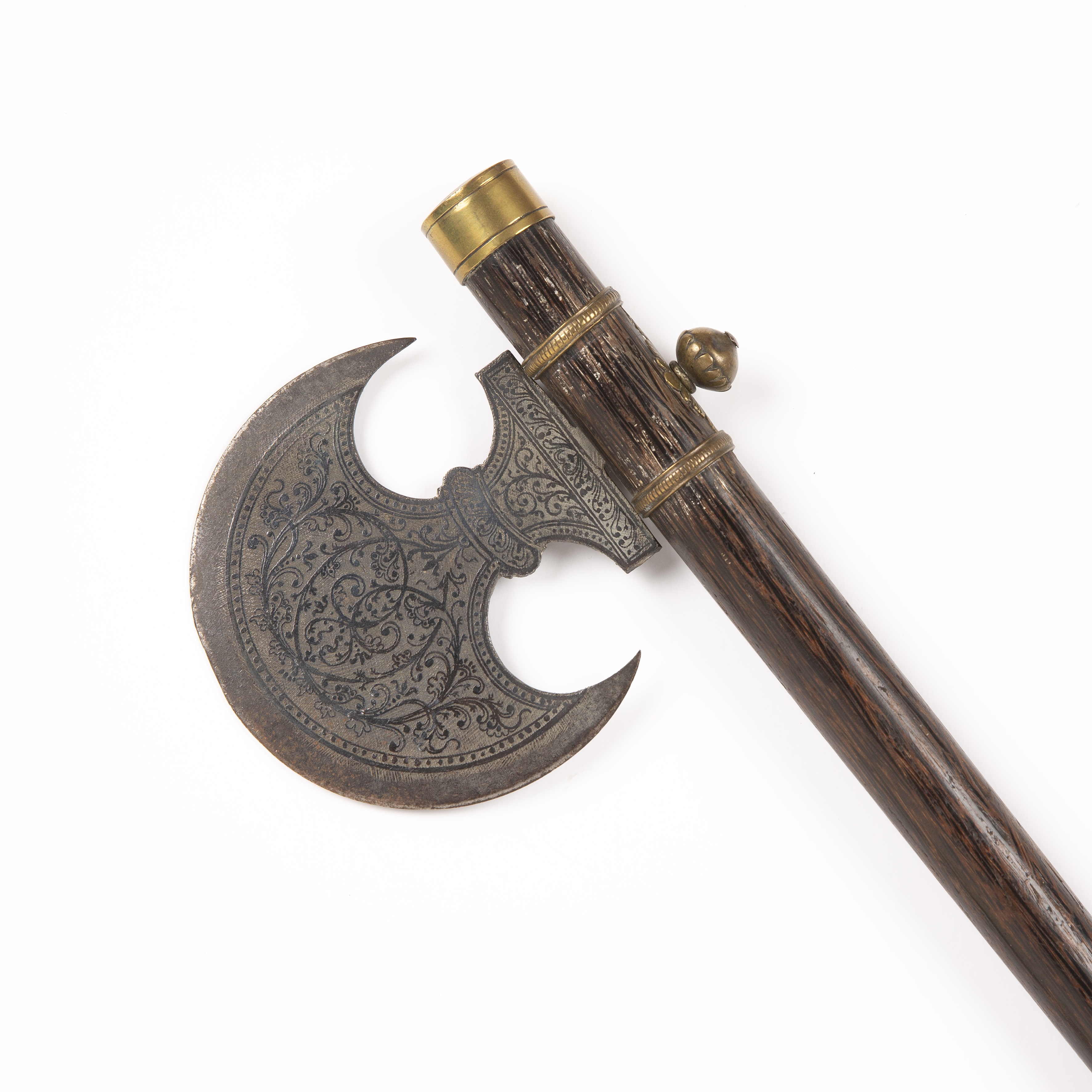Axe with wooden handle Persian with gilt mounts and a crescent blade, the steel blade decorated with - Image 3 of 3