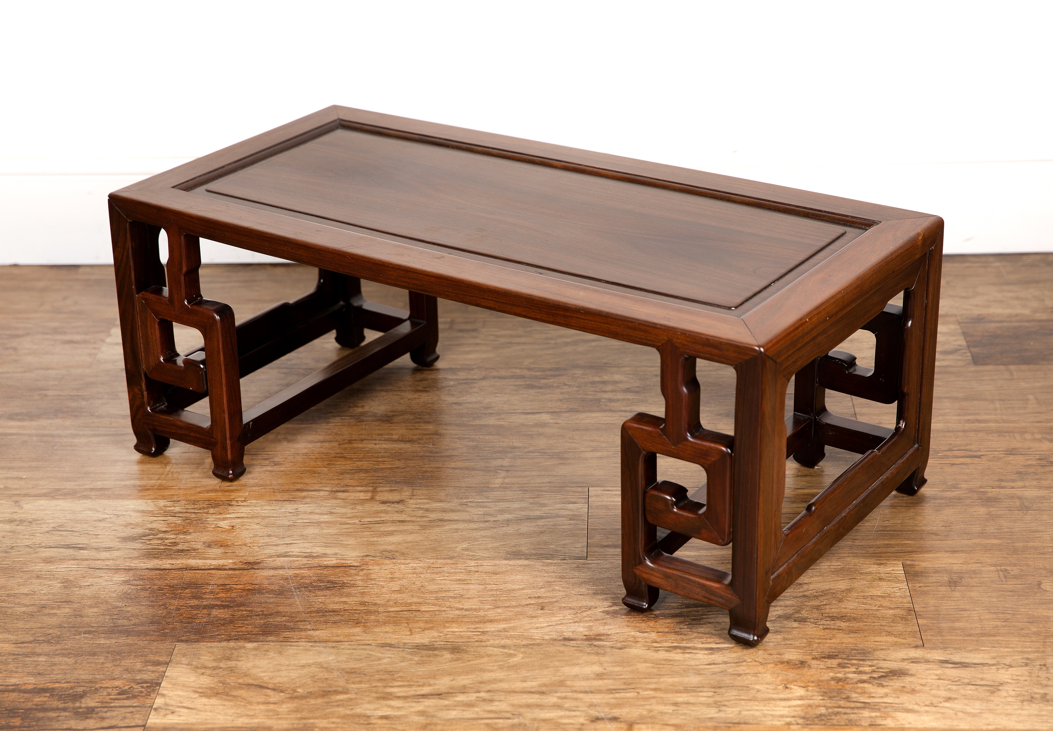 Hongmu rectangular low/coffee table Chinese, early 20th Century with a rectangular top and shaped - Image 4 of 5