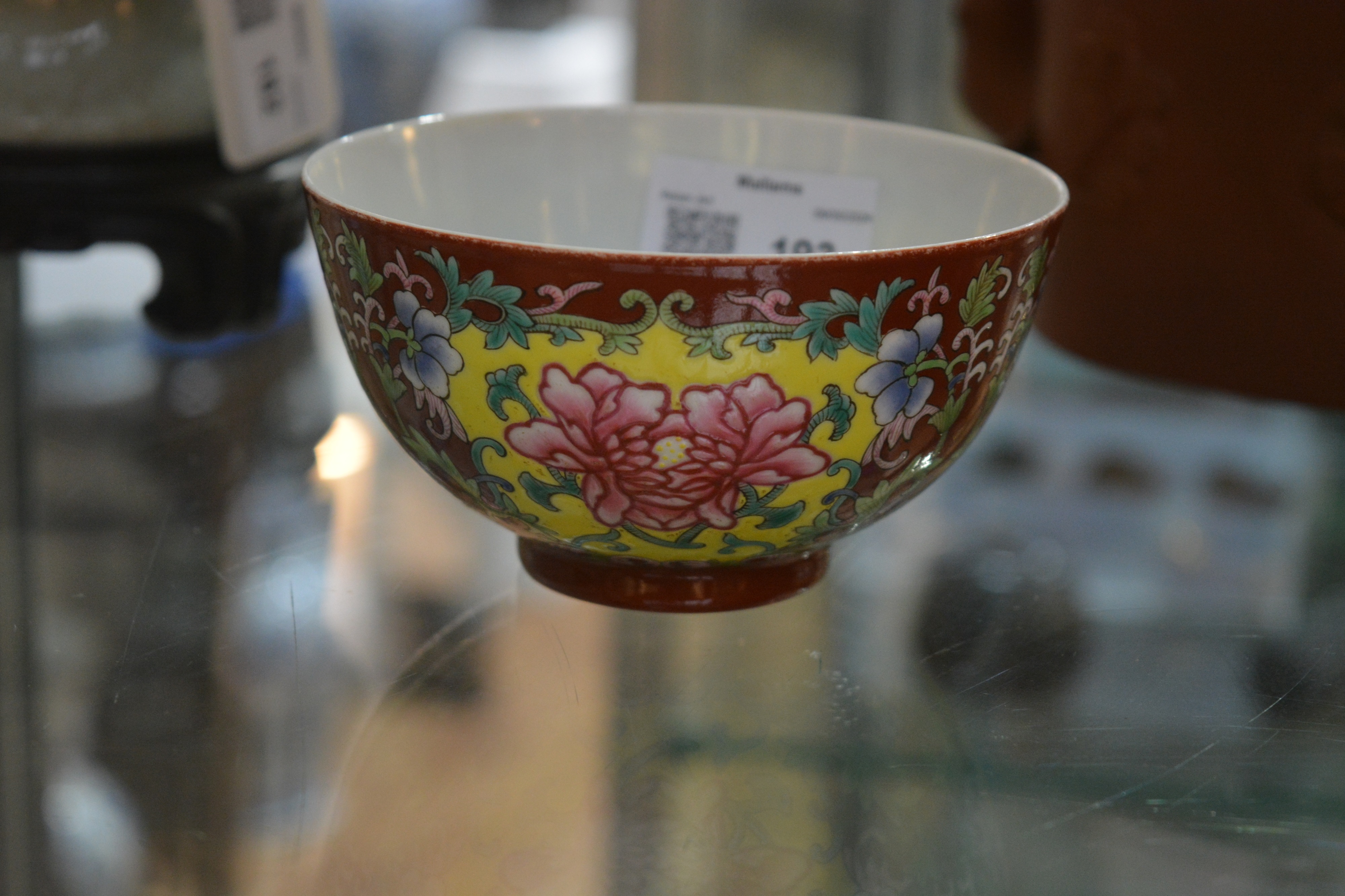 Polychrome enamelled porcelain bowl Chinese, 19th/20th Century painted with peonies and trailing - Image 11 of 12