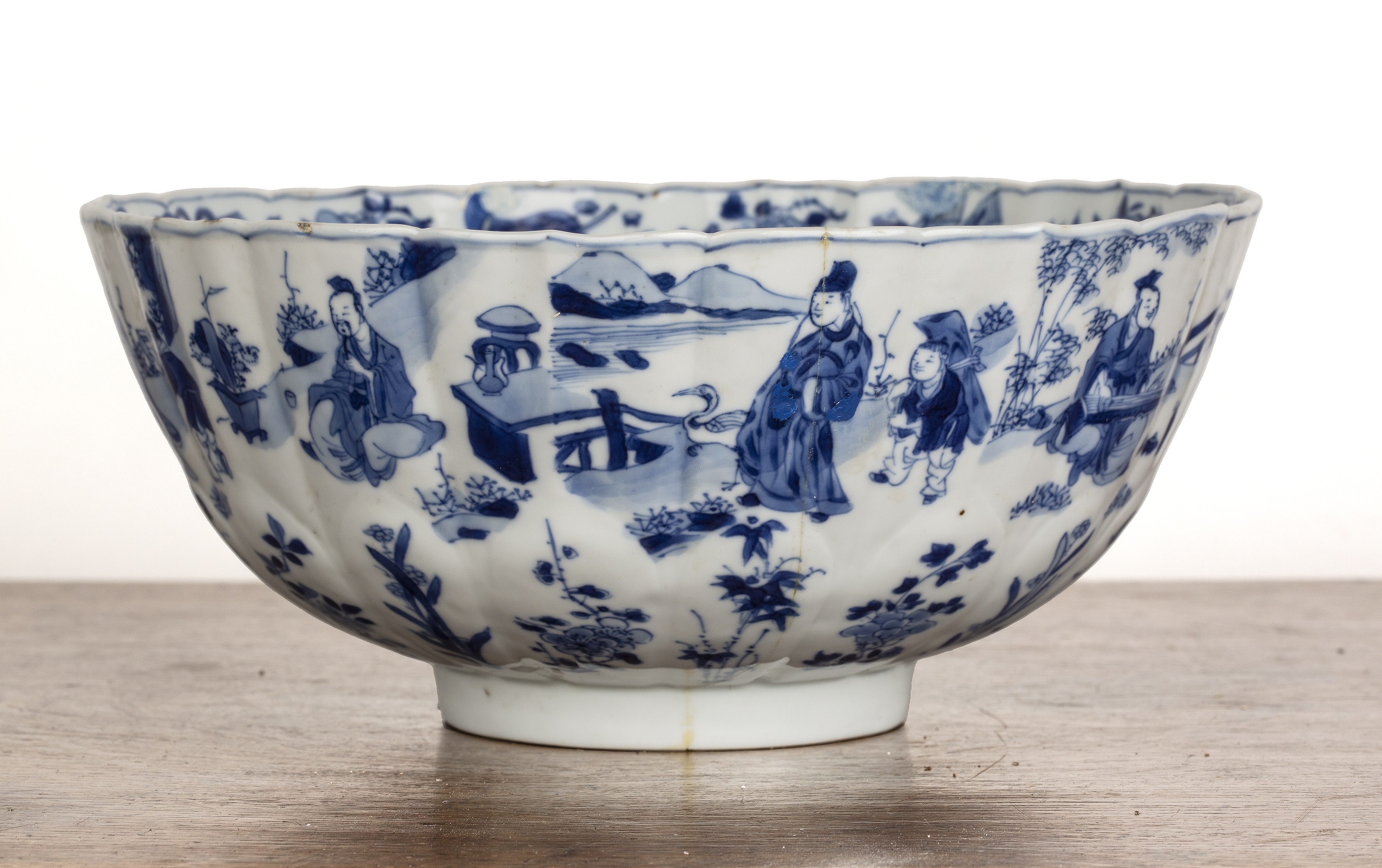 Blue and white fluted porcelain bowl Chinese, Kangxi painted with garden scenes, six character - Image 6 of 6