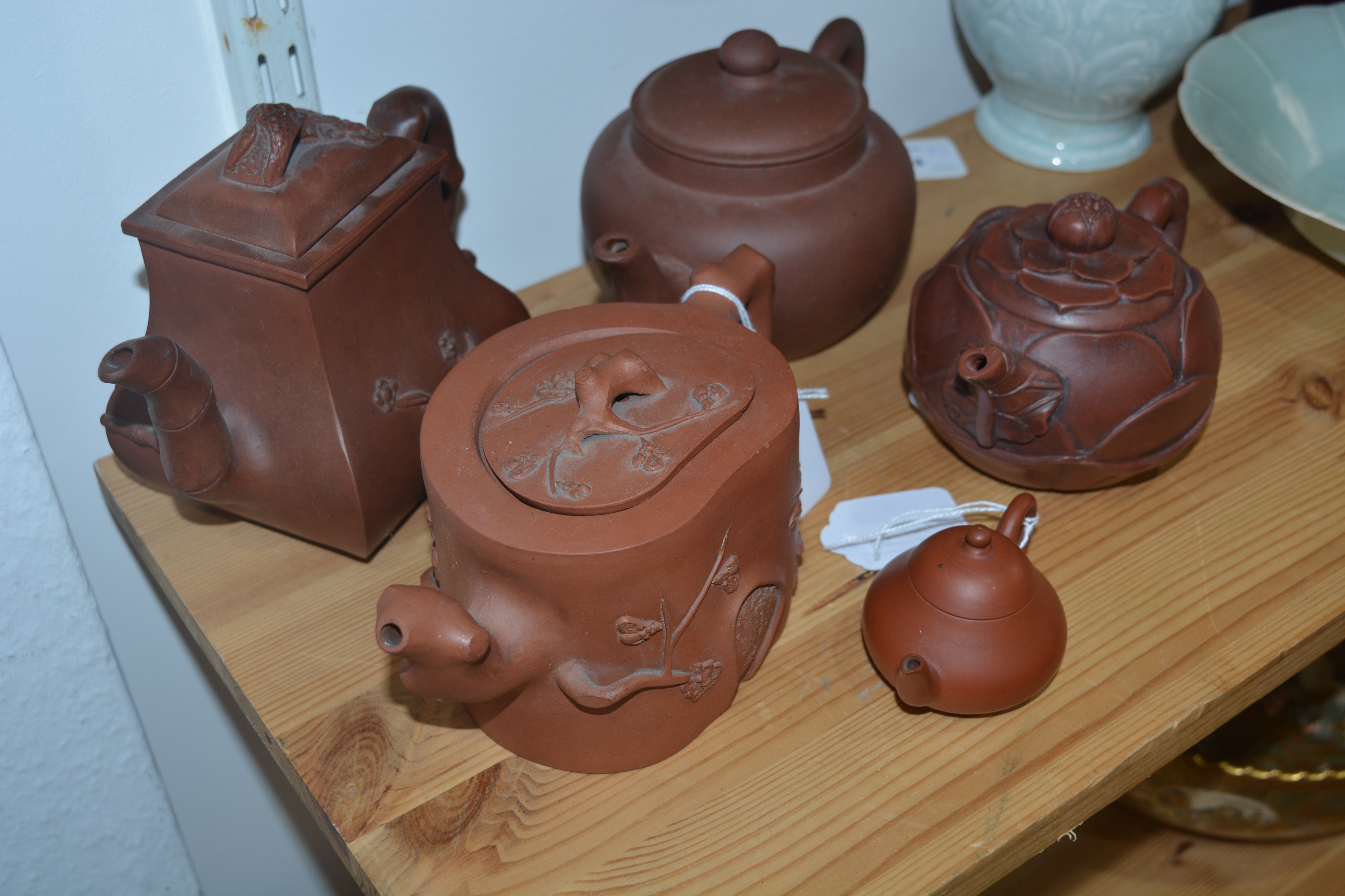 Group of five Yixing teapots Chinese, 19th/20th Century to include a rectangular teapot with moulded - Image 11 of 13