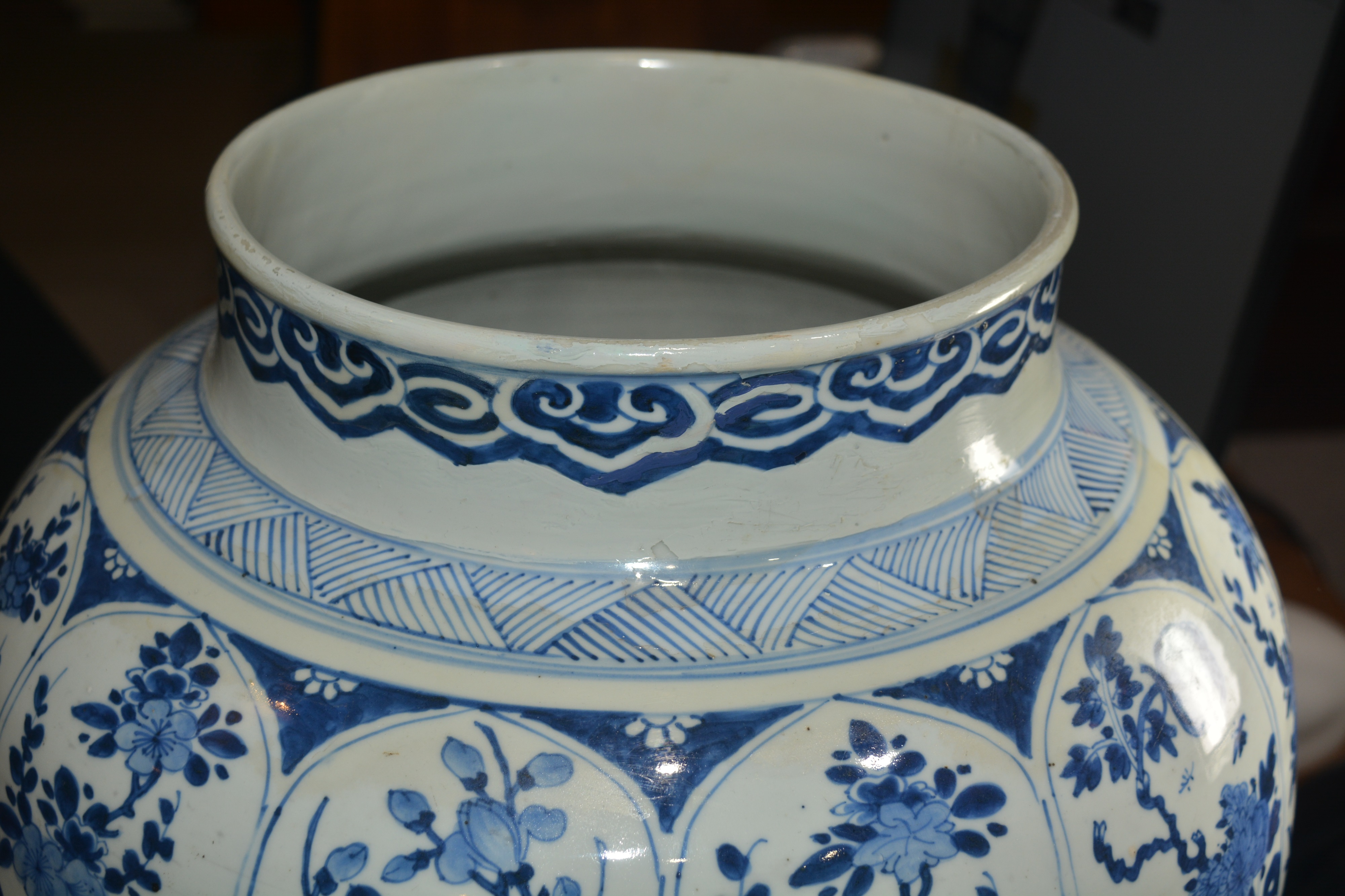 Blue and white jar and cover Chinese, Kangxi with all-over panels of flowers, within a chevron and - Image 12 of 23