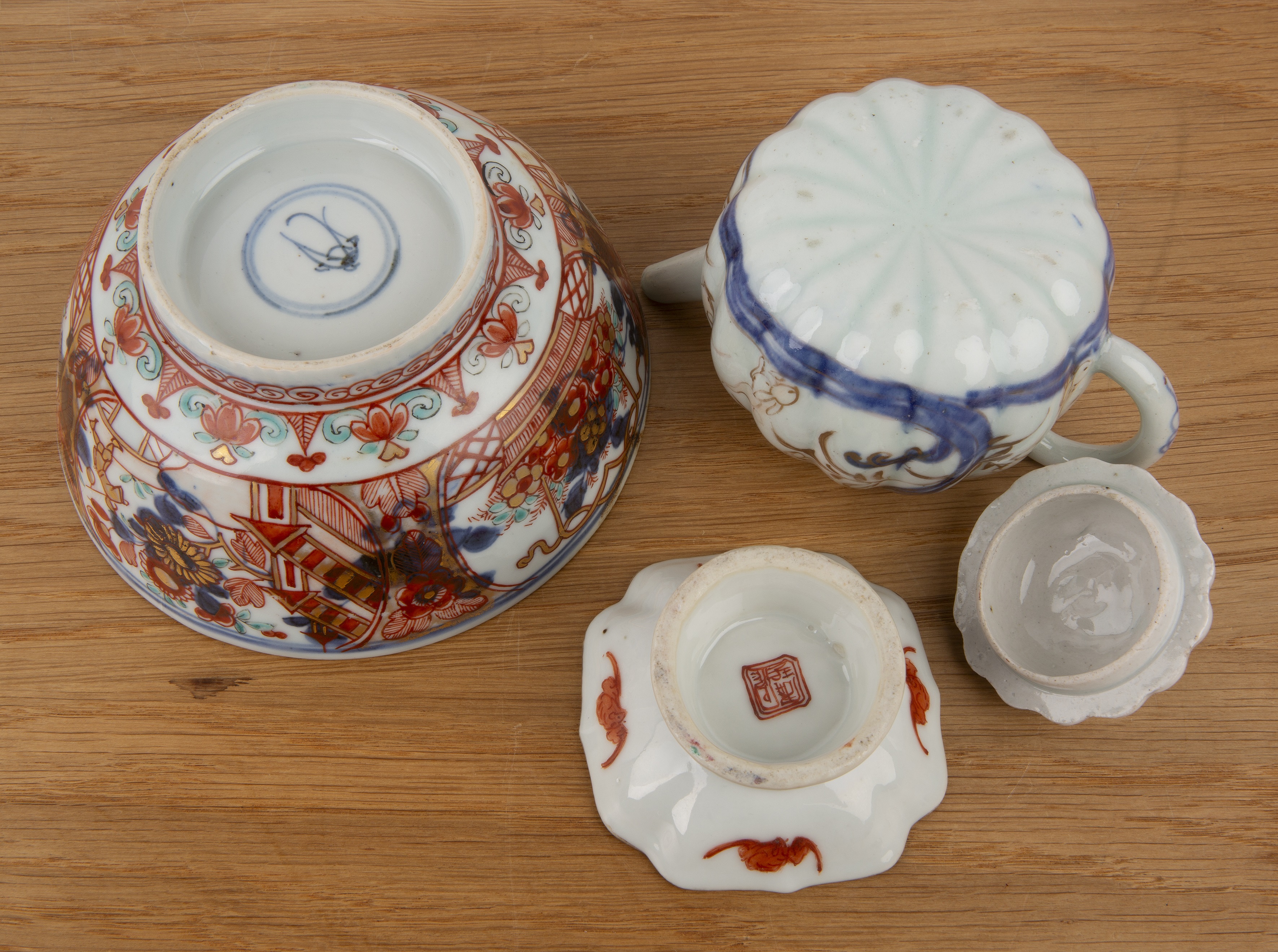 Group of three pieces Chinese and Japanese to include a small Imari teapot, 9cm high, a clobbered - Image 2 of 4