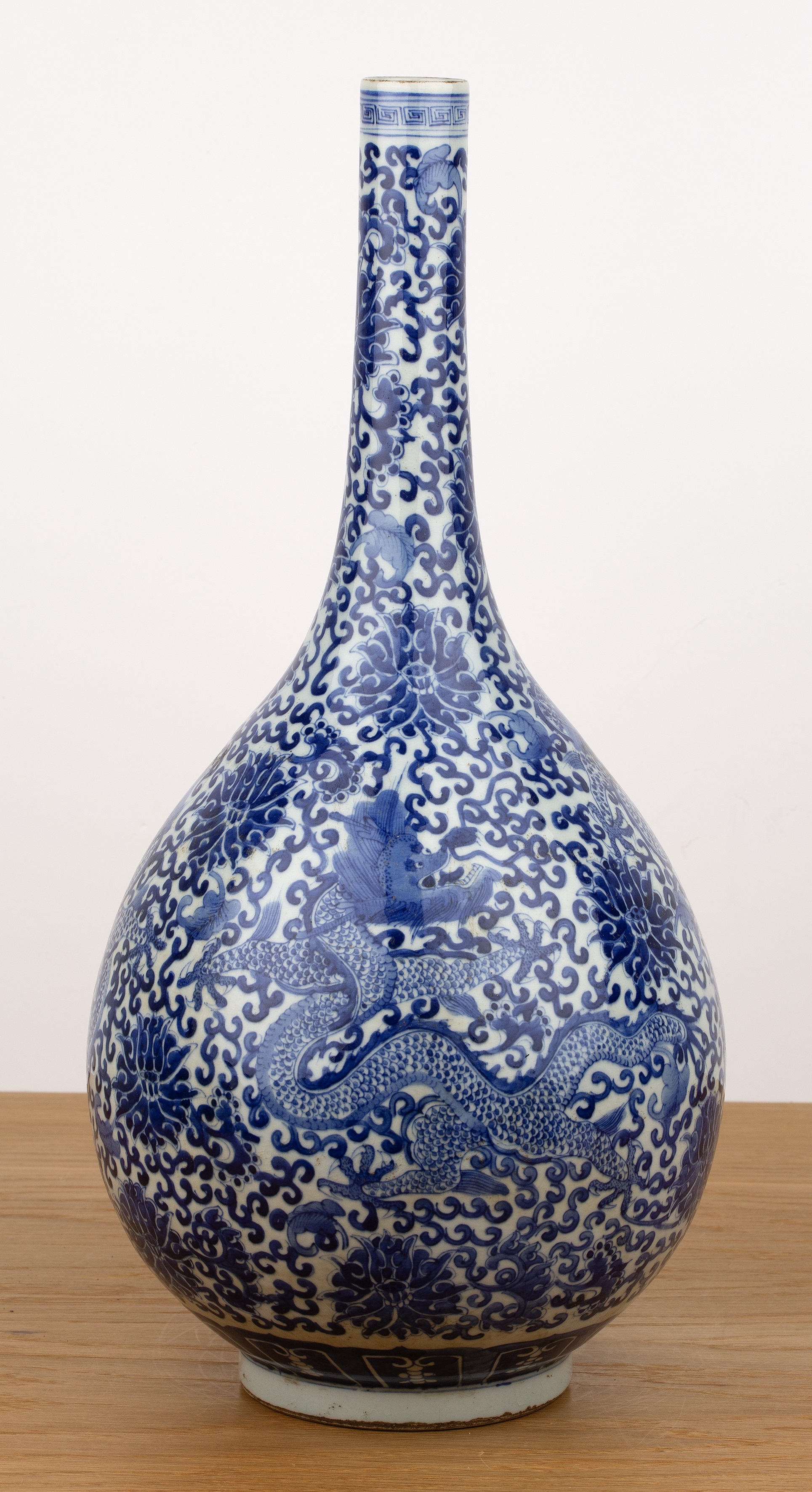 Blue and white porcelain bottle vase Chinese, early 20th Century painted with trailing dragons and - Image 2 of 5