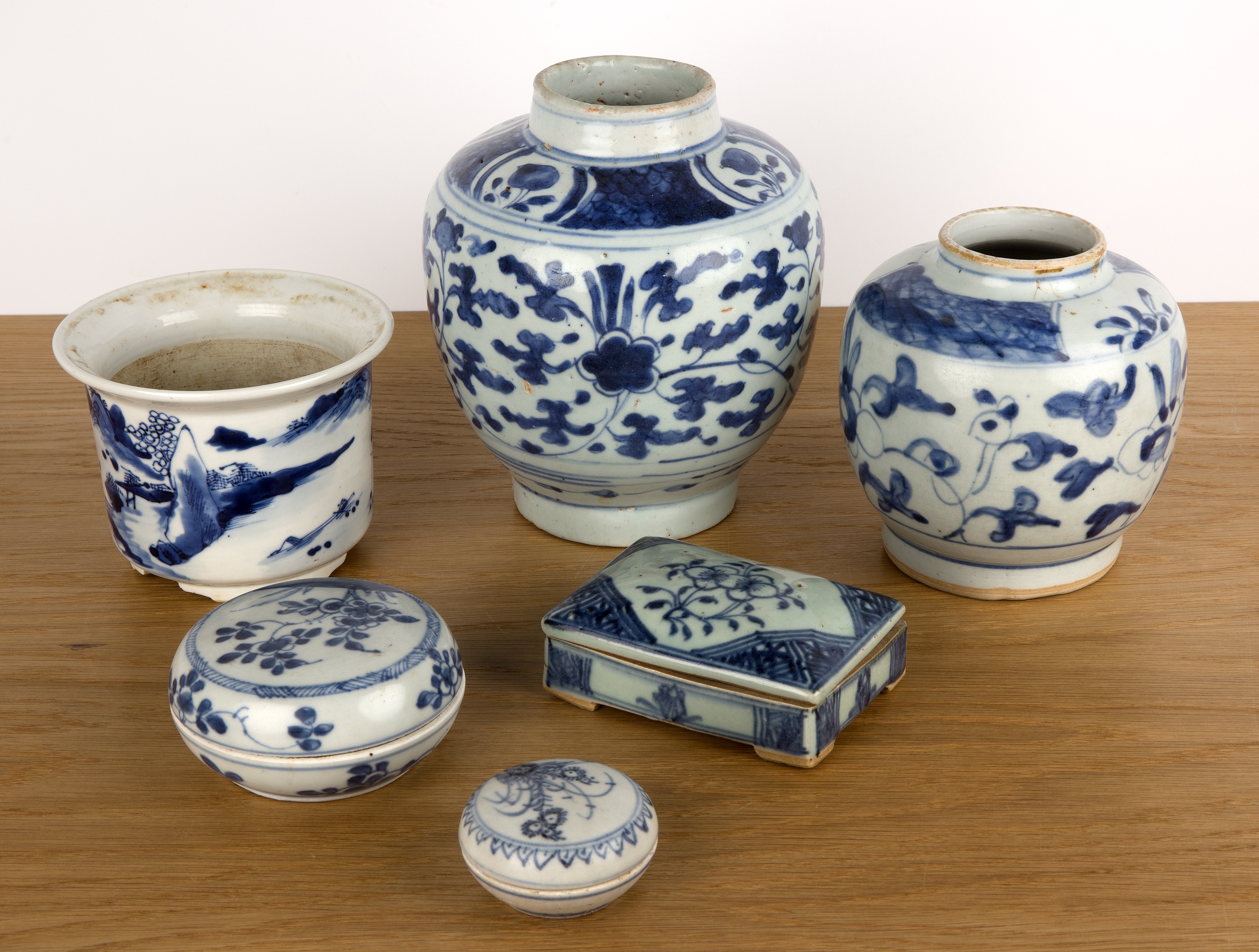 Group of blue and white porcelain Chinese, Ming and later including two jars, 18cm and 14cm, two ink - Image 2 of 8