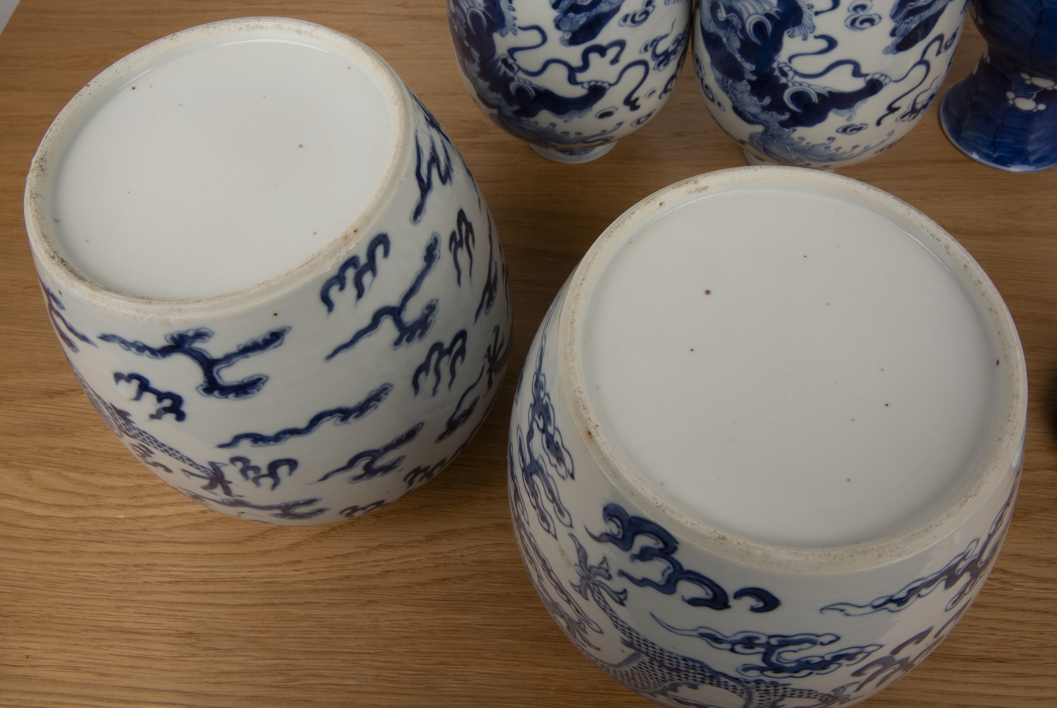 Group of pieces Chinese, 19th/20th Century including a pair of blue and white vases and covers - Image 5 of 5