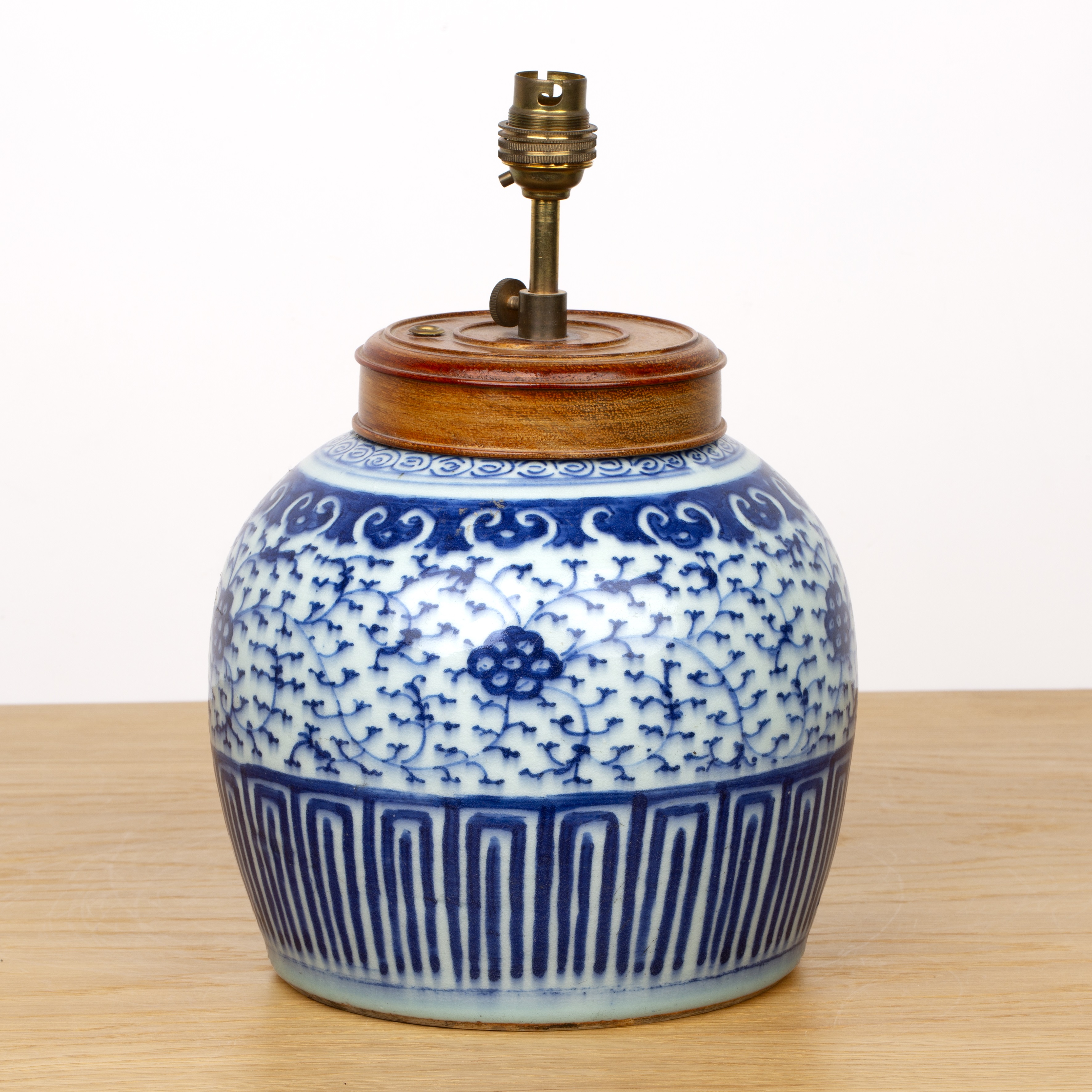 Blue and white porcelain ginger jar Chinese converted to a lamp base, 18.5cm high With some firing - Image 2 of 5