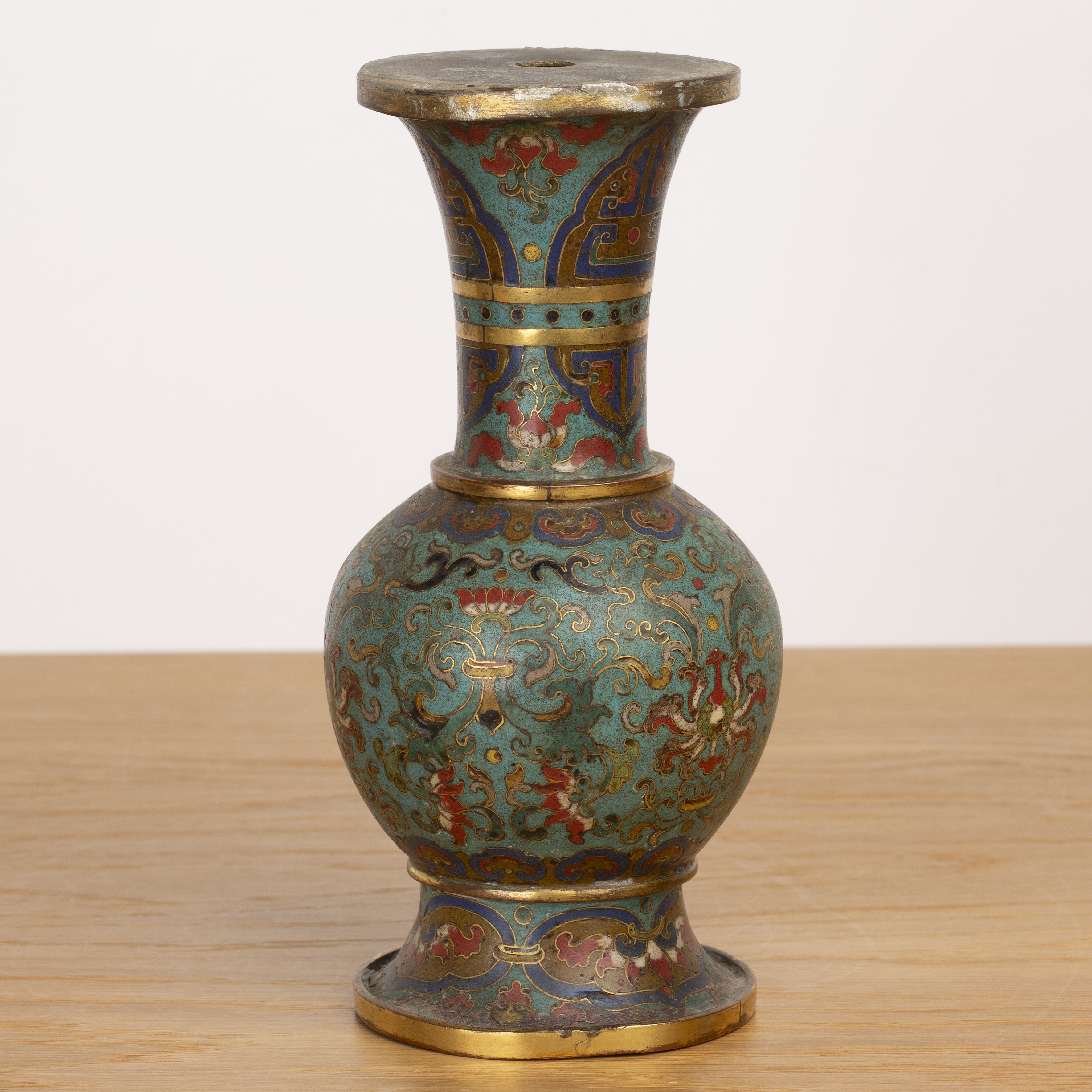 Cloisonne vase Chinese, Qianlong with taotie, lotus and ruyi decoration, 21.2cm high The vase has - Image 2 of 4
