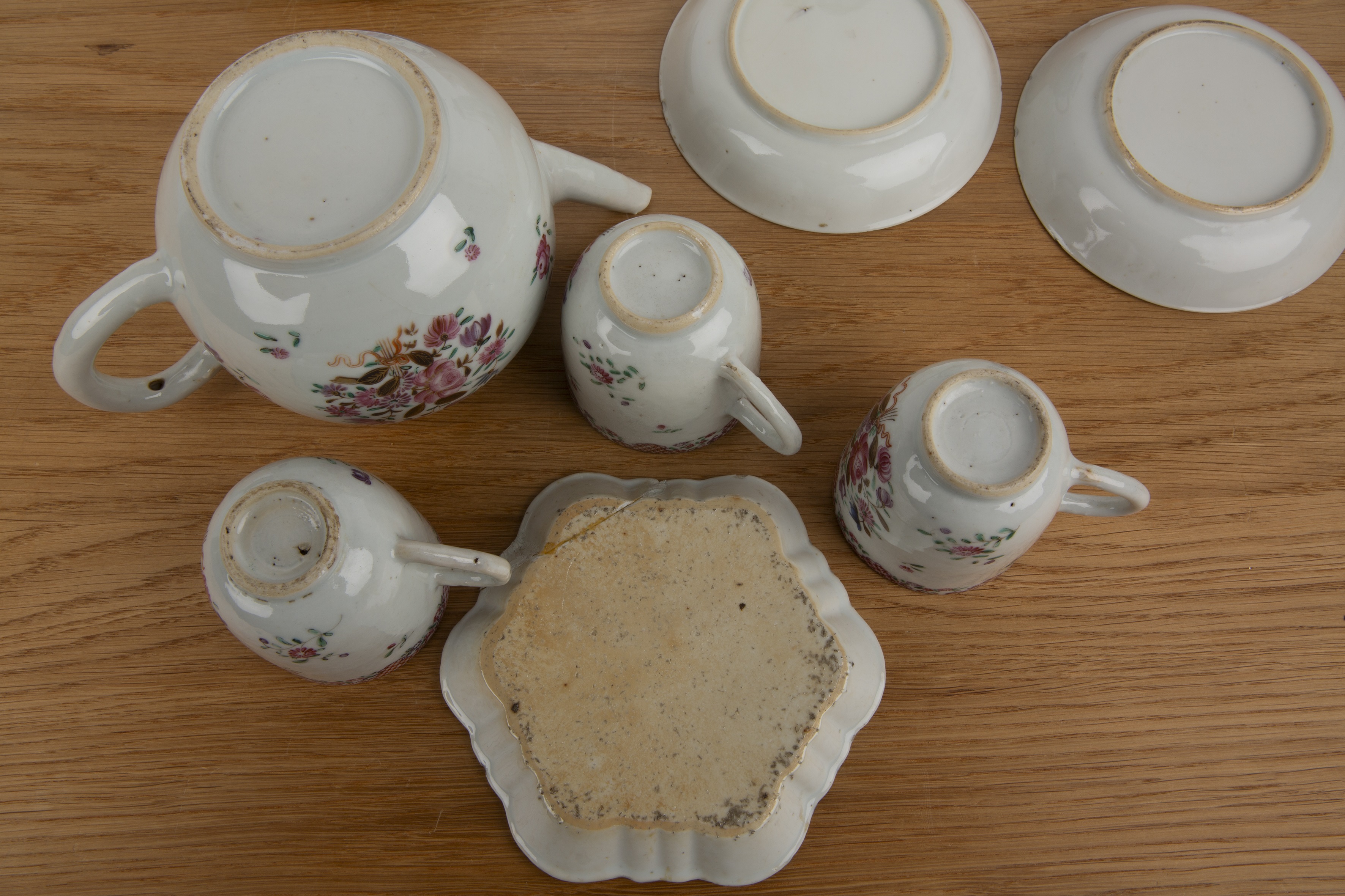 Part famille rose porcelain service Chinese, Qianlong comprising a teapot, sparrow beak cream jug - Image 3 of 4