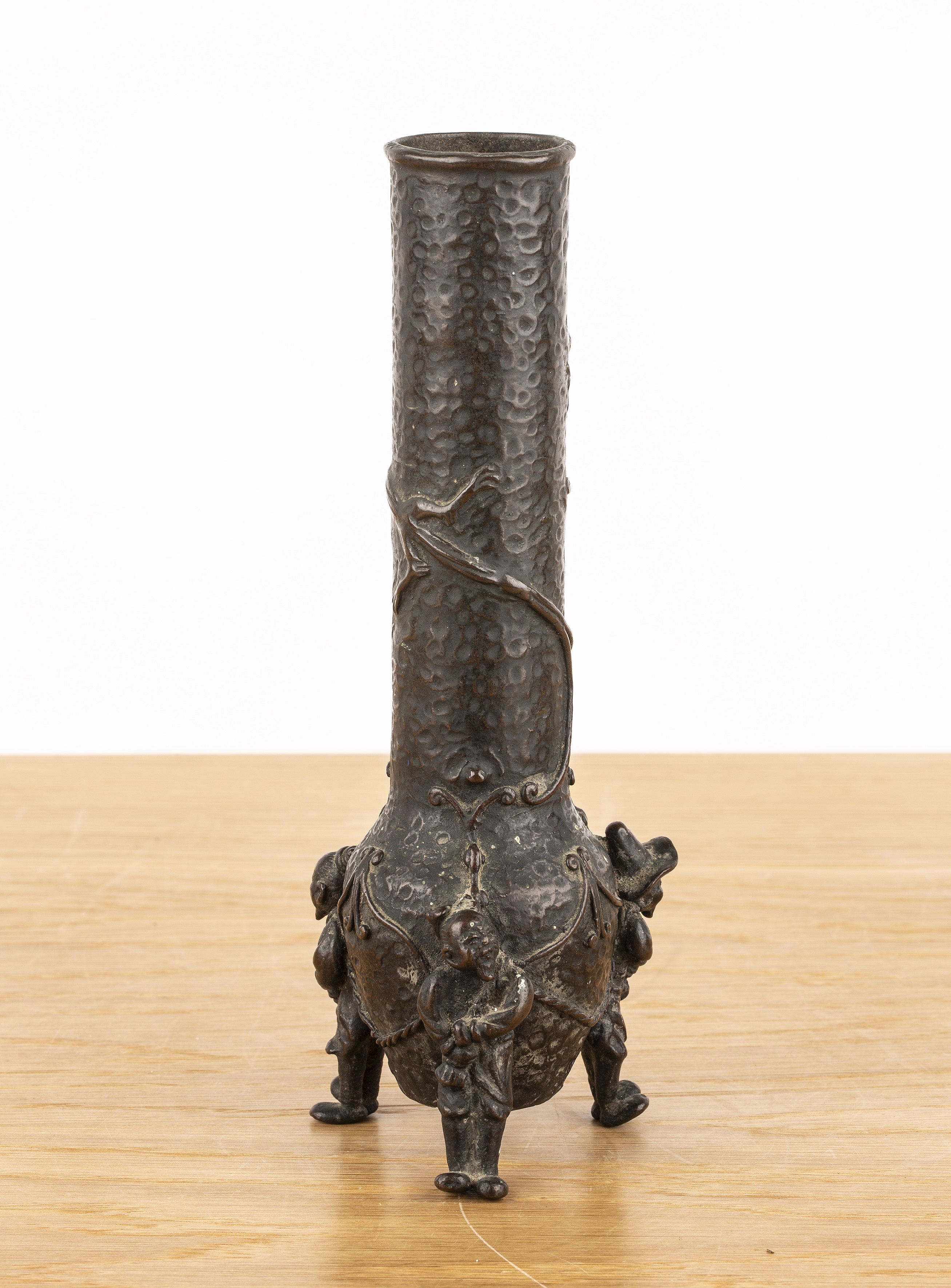 Bronze cylindrical vase Japanese, Meiji period of cylindrical form, with a trailing dragon and - Image 2 of 4