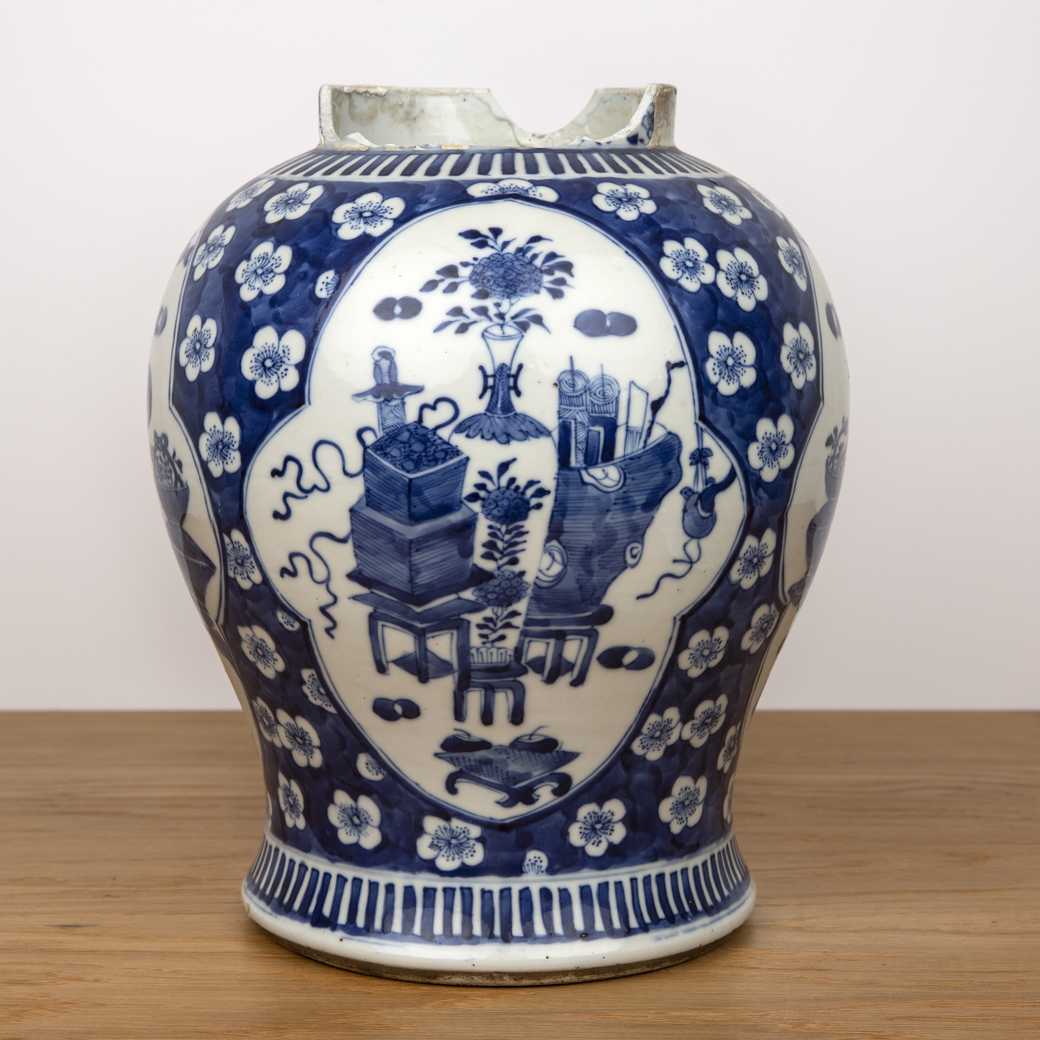 Blue and white porcelain vase and cover Chinese, 19th Century painted with panels of 'antiques' - Image 2 of 7